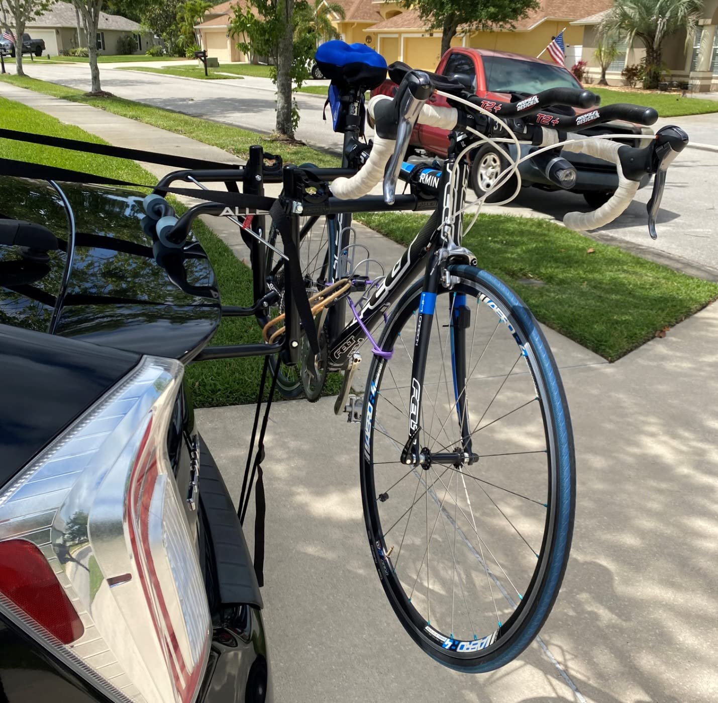 Allen Sports Deluxe 2-Bike Trunk Mount Rack, Model 102DB, Black/Silver customer photo 2