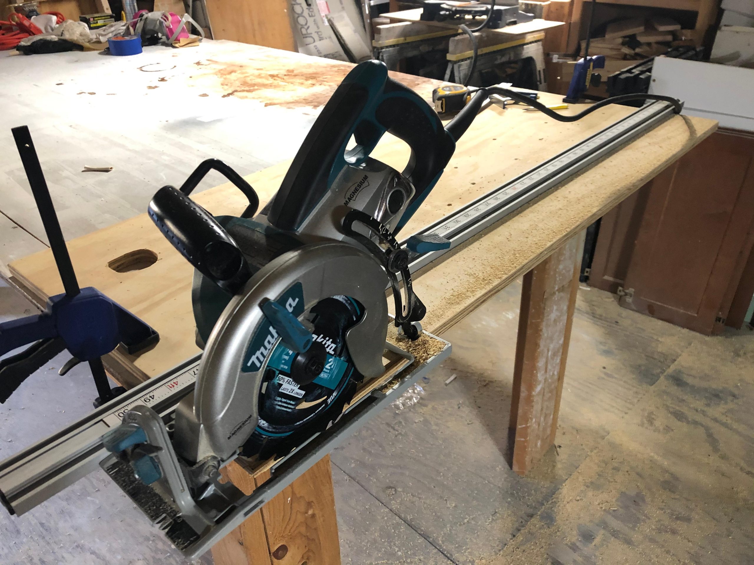 Makita 5377MG 7-1/4
