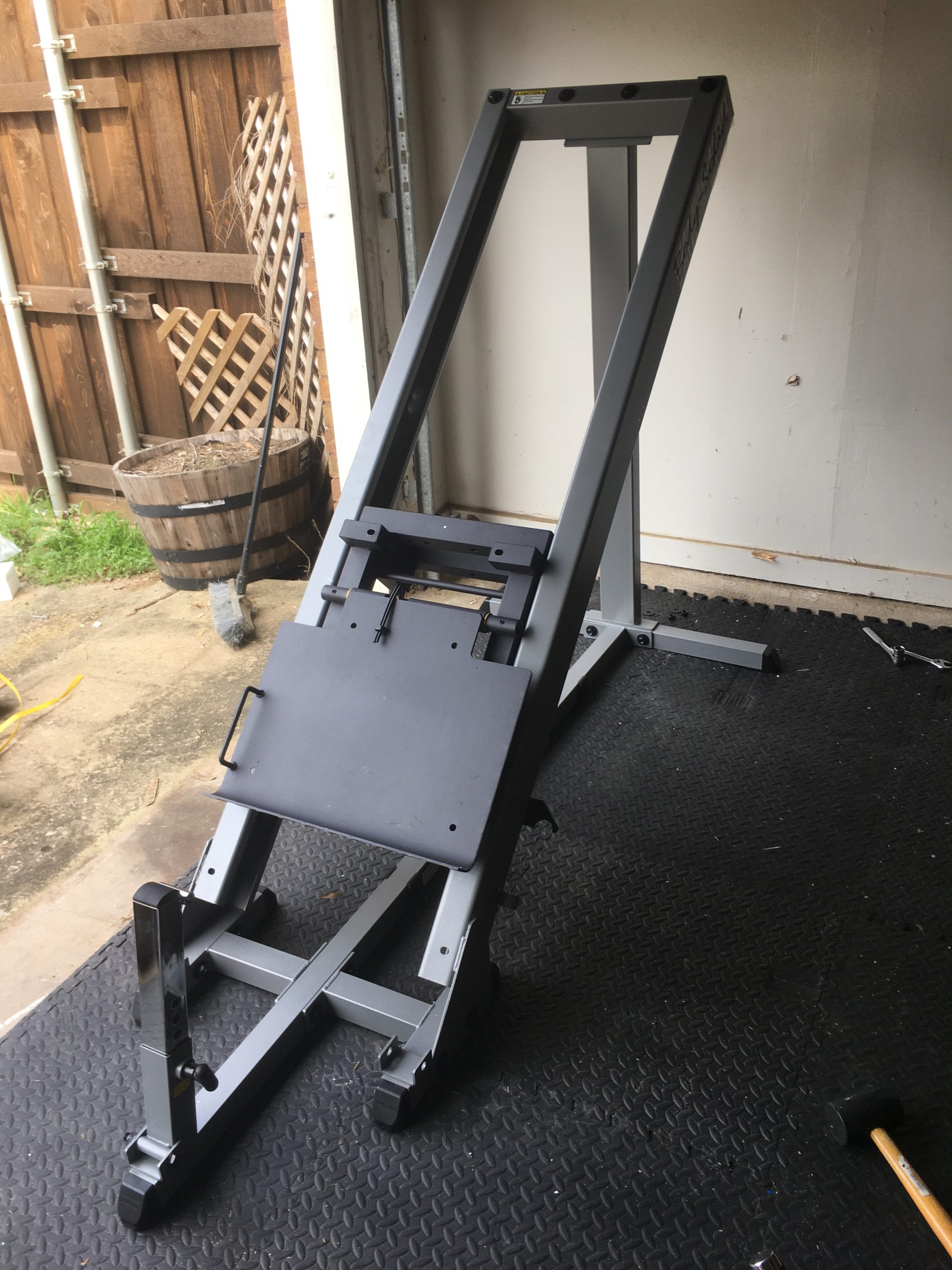Body-Solid GLPH1100 Leg Press & Hack Squat Machine customer photo 2