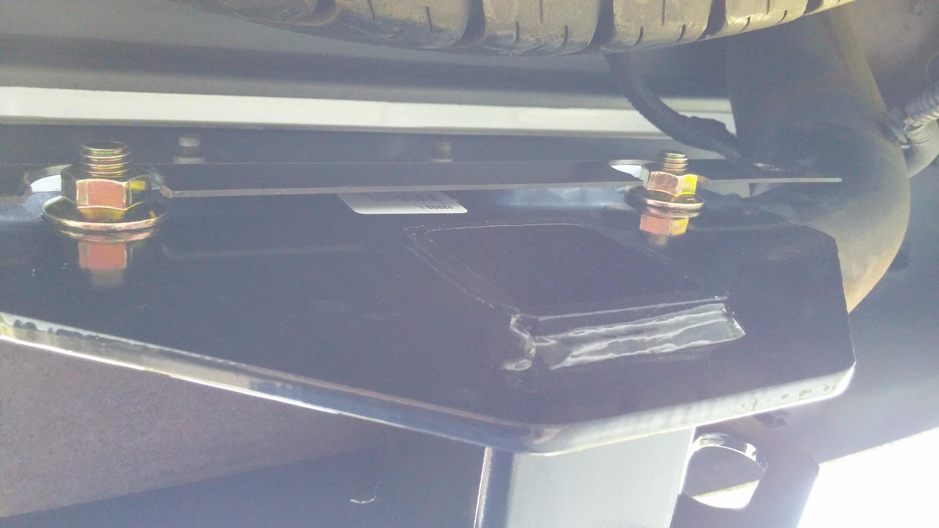CURT 13333 Class 3 Trailer Hitch, 2-Inch Receiver, Select Dodge, Ram 1500, 2500, 3500 customer photo 2