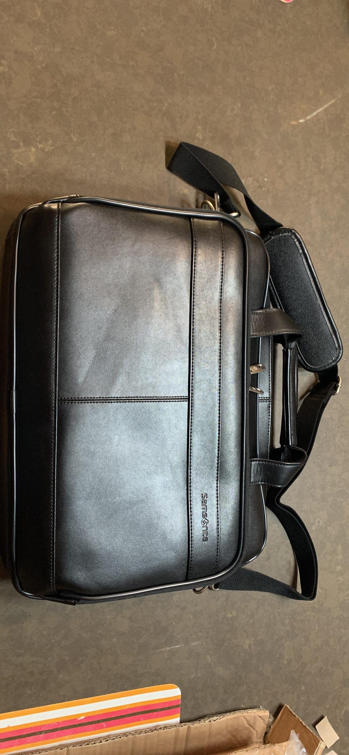 Samsonite Leather Slim Briefcase, Black, 16 Inch customer photo 2