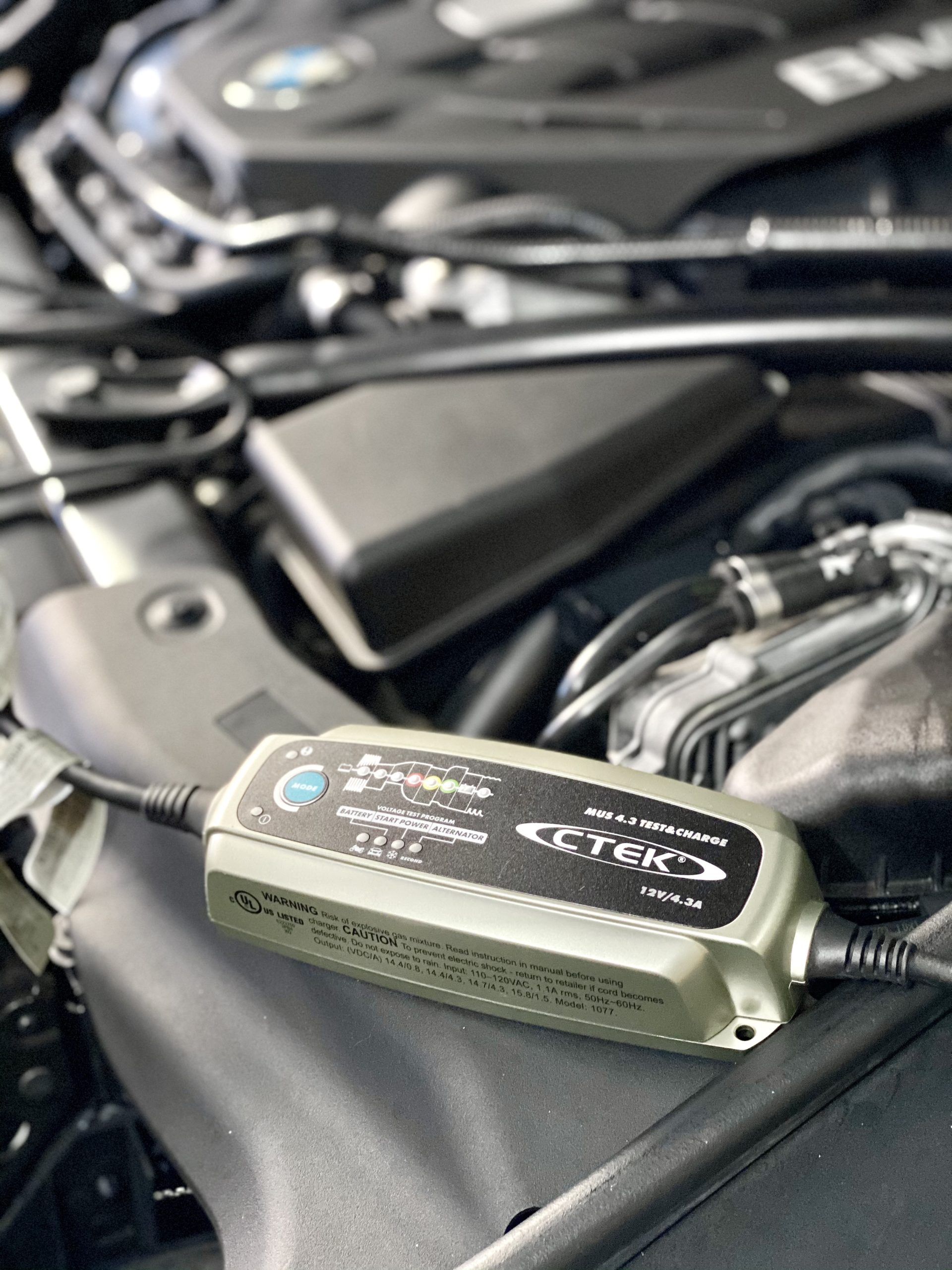 CTEK 4.3 Test & Charge, 12 Volt Fully Automatic Charger with Unique Battery and Alternator Testing, Ideal for Long Term Storage customer photo 1