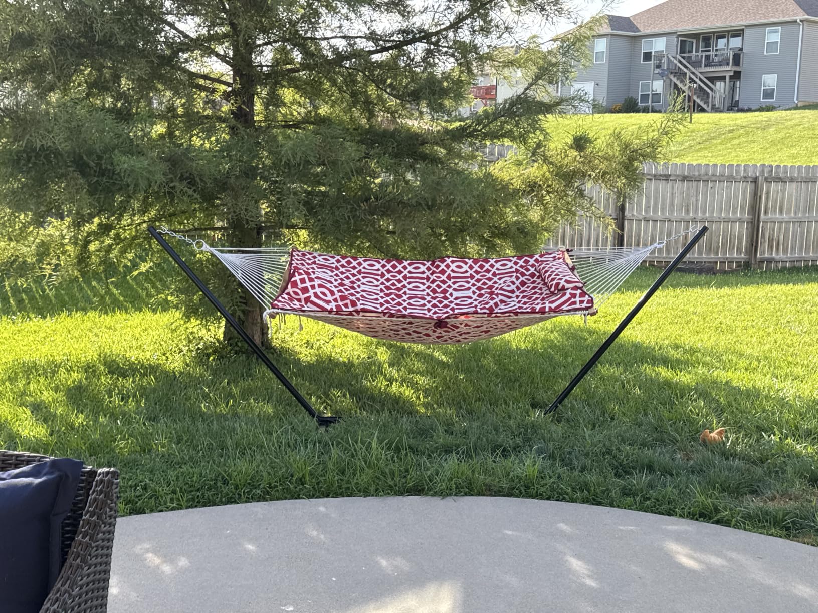 Sunnydaze Rope Hammock with Stand for Outside, 450 lb Capacity | Desert Stripe, Heavy Duty Freestanding Portable Outdoor Hammock Set with Quilted Pad, Pillow, and 12 ft Steel Frame customer photo 1