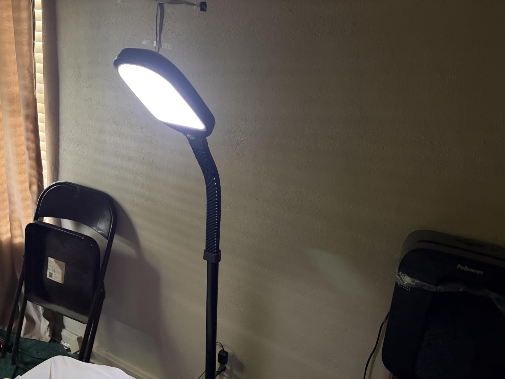 Brightech Litespan - Bright LED Floor Reading Lamp for Over Chair Crafts and Reading, Esthetician Light for Lash Extensions, Gooseneck Adjustable Standing Lamp for Living Room, Bedroom, Office - Black customer photo 1