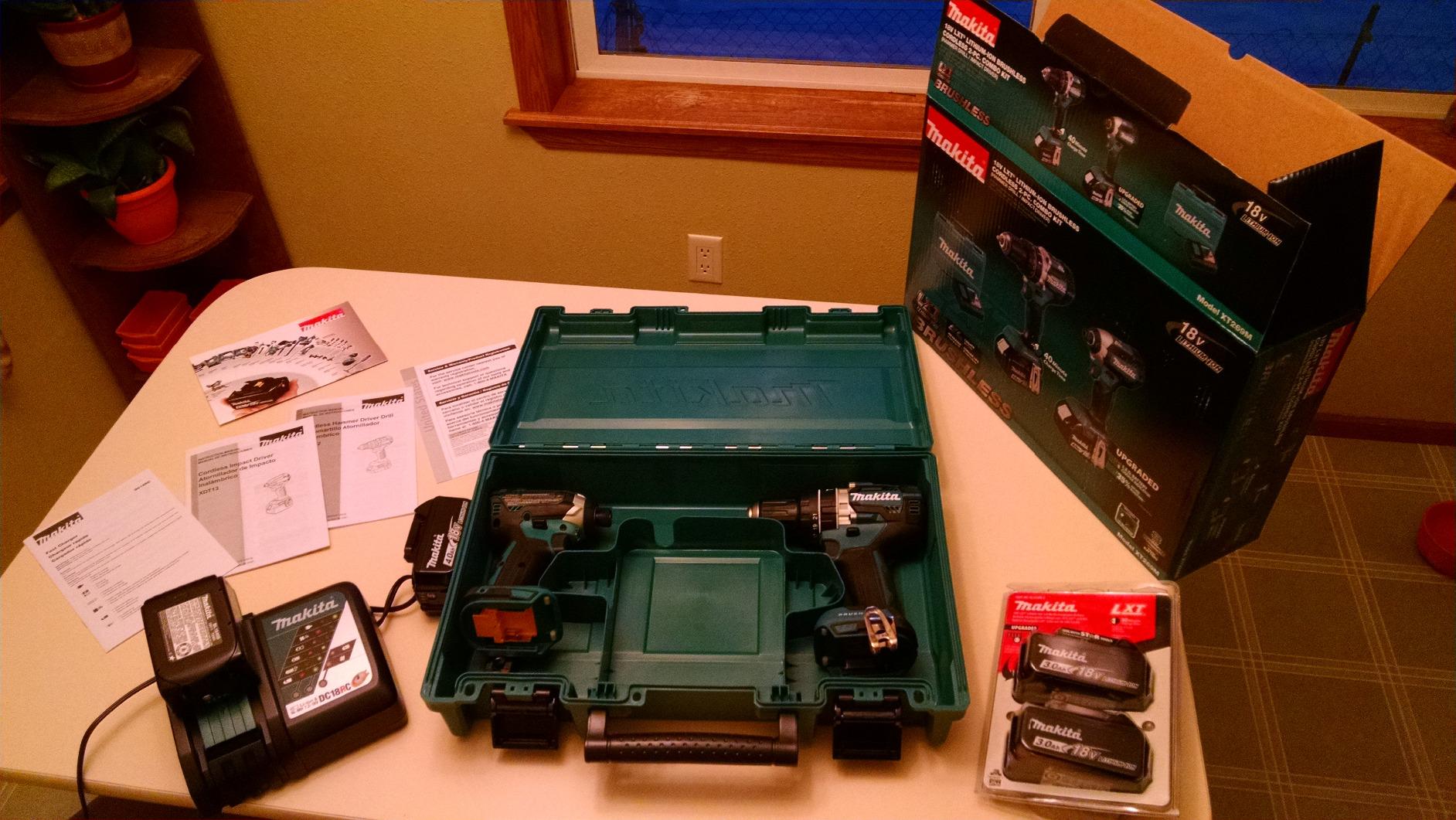 Makita XT269M 18V LXT Lithium-Ion Brushless Cordless 2-Pc. Combo Kit (4.0Ah), Blue customer photo 2