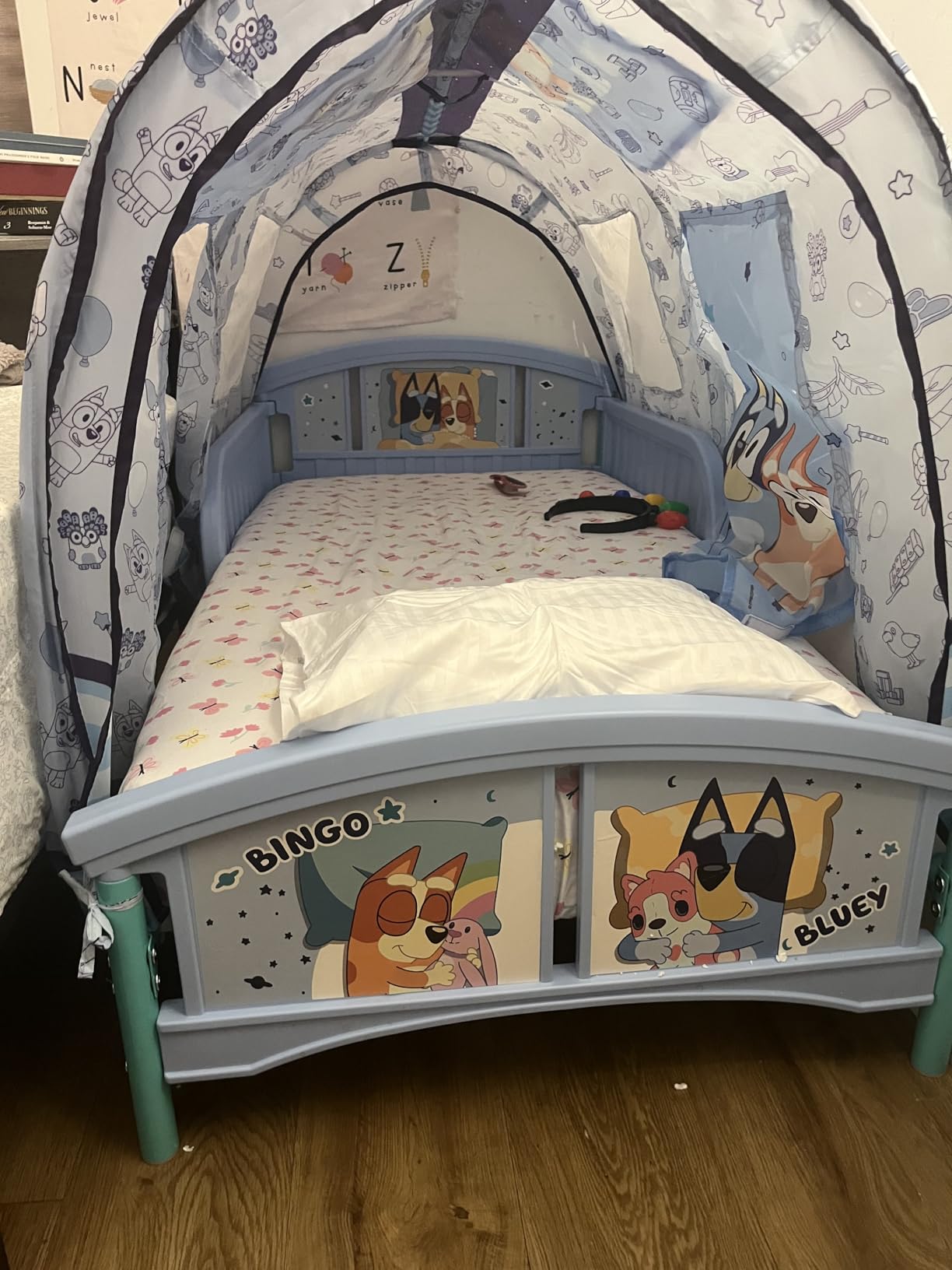 Delta Children Toddler Tent Bed, Disney Mickey Mouse customer photo 2