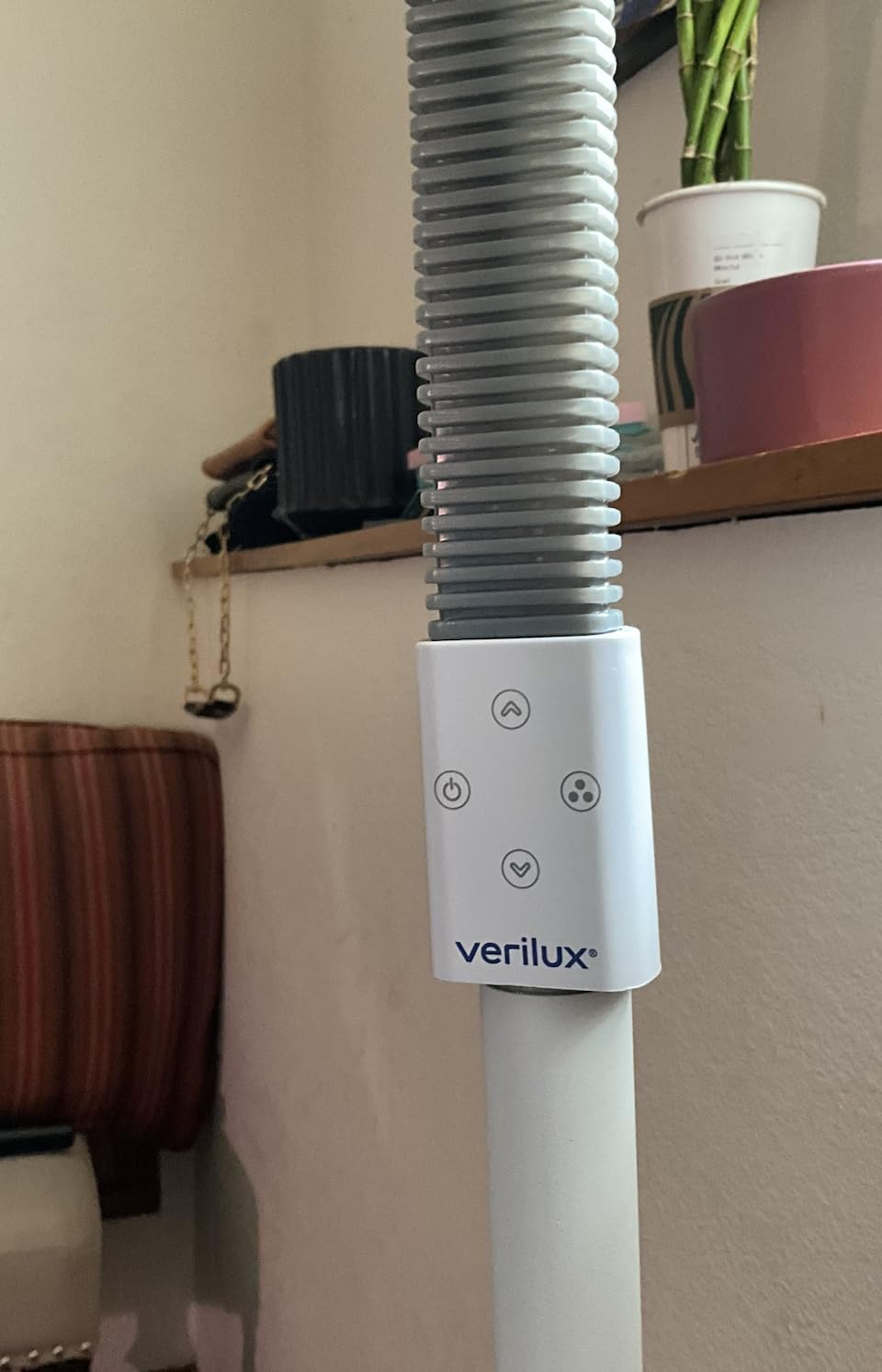 Verilux SmartLight Full Spectrum LED Modern Floor Lamp with Adjustable Brightness, Flexible Gooseneck and Easy Controls - Reduces Eye Strain and Fatigue - Ideal for Reading, Artists, Craft (White) customer photo 1