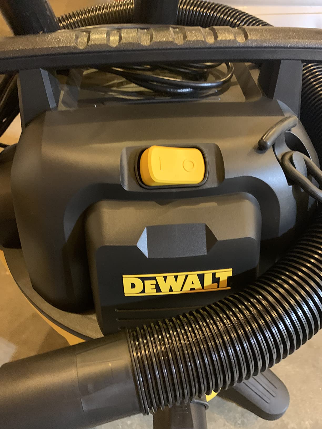 DEWALT 12 Gallon Poly Wet/Dry Vac, 5.5 HP Shop Vacuum DXV12P, Yellow customer photo 2