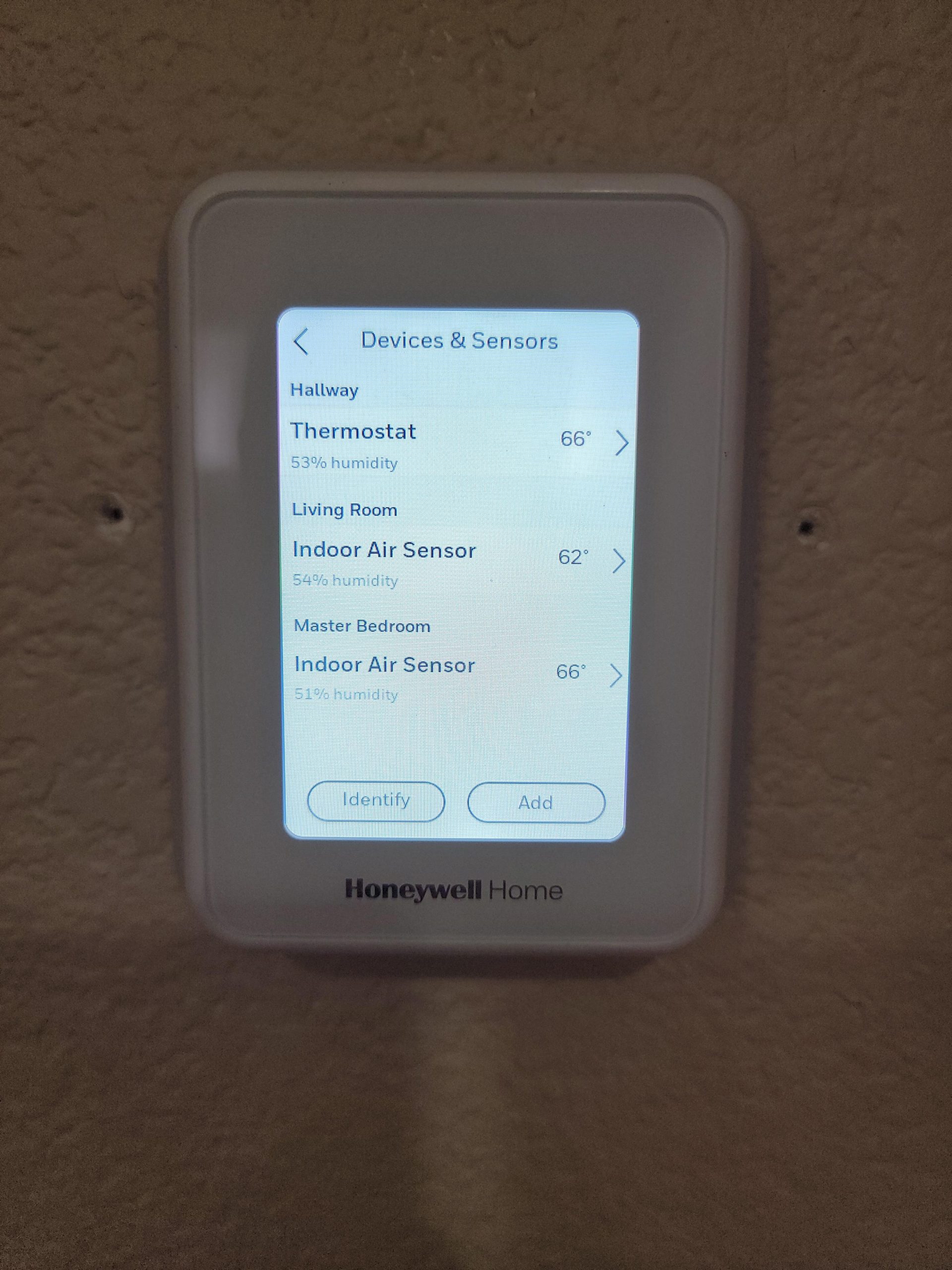 Honeywell Home T9 WiFi Smart Thermostat with 1 Smart Room Sensor, Touchscreen Display, White | RCHT9610WFSW2003 Touchscreen Display customer photo 2