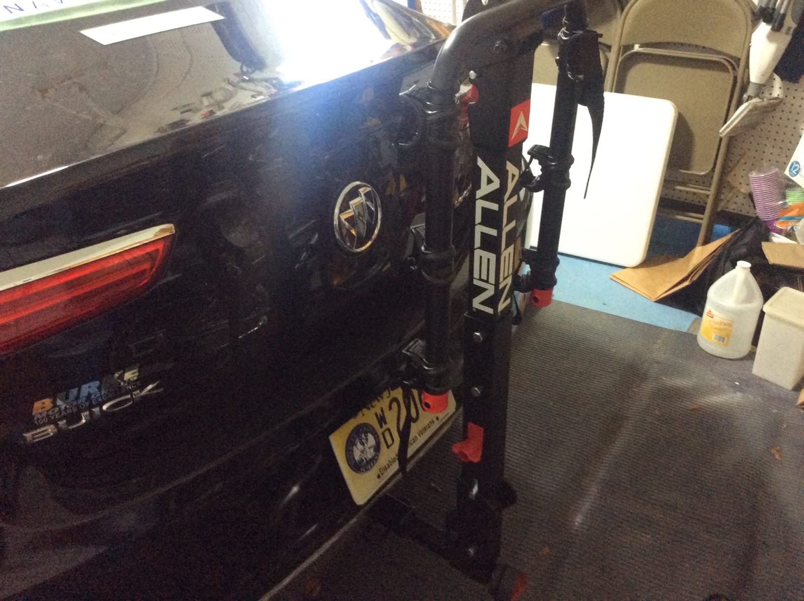 Allen Sports Deluxe+ Locking Quick Release 3-Bike Carrier for 1 1/4 in. and 2 in. Hitch, Model 830QR customer photo 2
