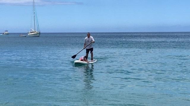 SereneLife XL Inflatable Stand Up Paddle Board - Extra-Wide, Pet & Family-Friendly SUP for Adults, Kids & Pets - Non-Slip Deck, Stable Design, Premium Accessories - 350/440/485 lbs Capacity customer photo 2
