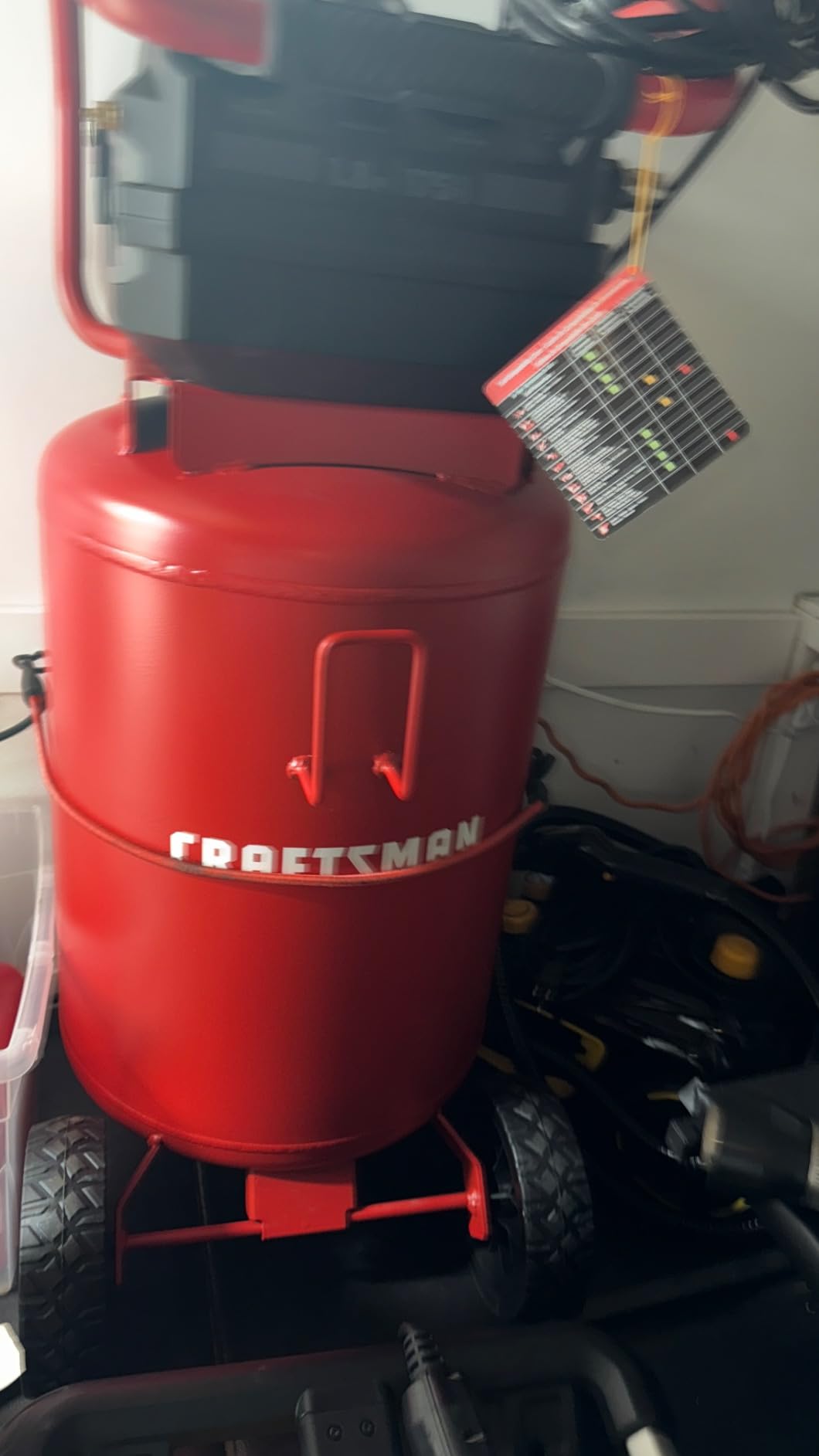 Craftsman Air Compressor, 20 Gallon Oil-Free 1.8 HP Max 175 PSI Pressure Two Quick Couplers Big Capacity (CMXECXA0232043) customer photo 2