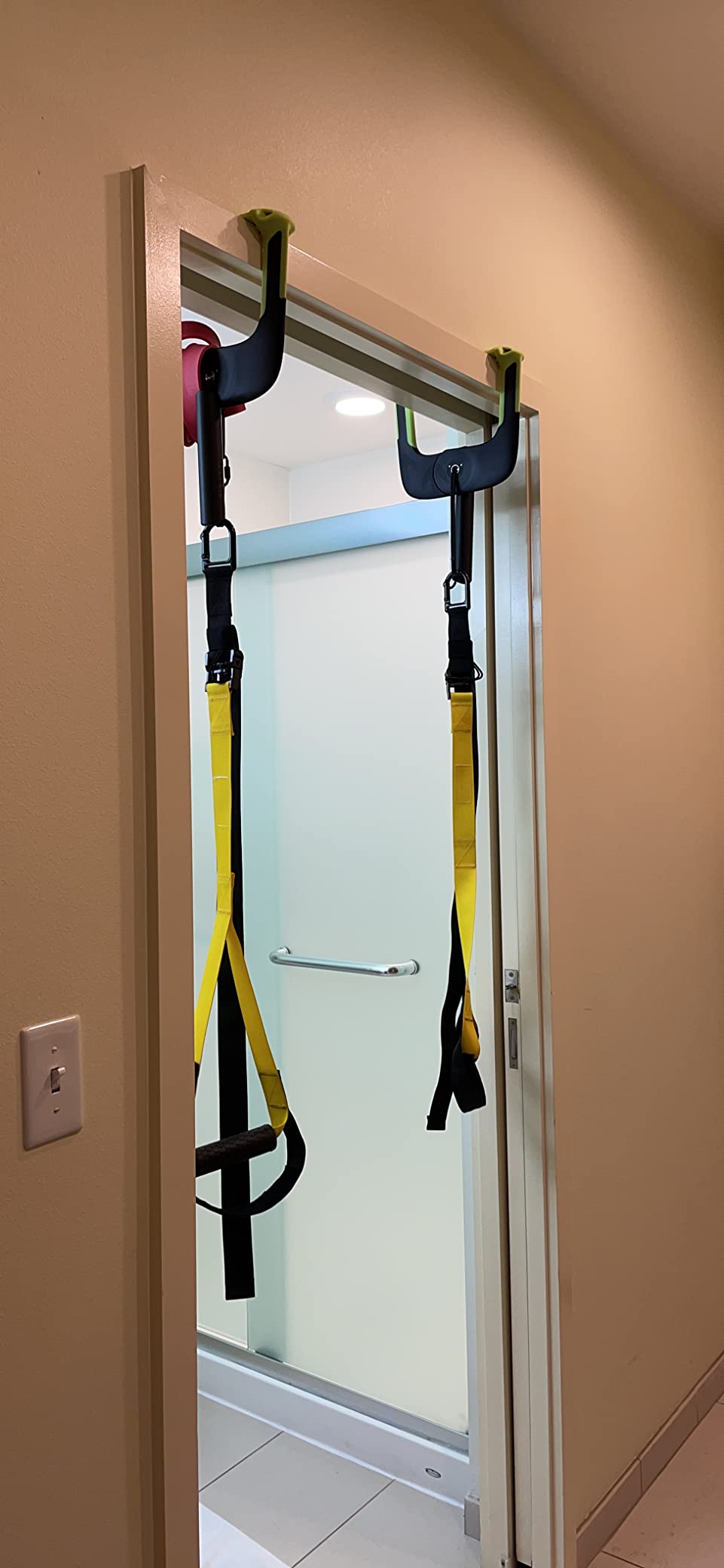 Eleviia Portable Doorway Pull Up Bar, No Install, Home & Travel | Comes Fully Assembled, Ready in Under 8 Seconds, Aerospace Composite Build, Lightweight at 3.5 lb, Non Marking Coating customer photo 2
