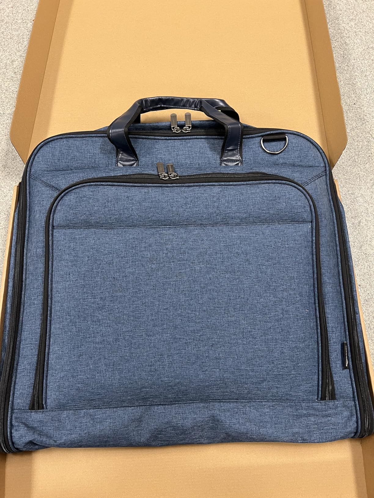 Carry-On Garment Bag for Travel and Business Trips with Detachable Shoulder Strap, Hanging Suit Luggage, Wrinkle Free Cover for Suits Dresses Coats, Foldable with Shoe Compartment, Navy customer photo 1