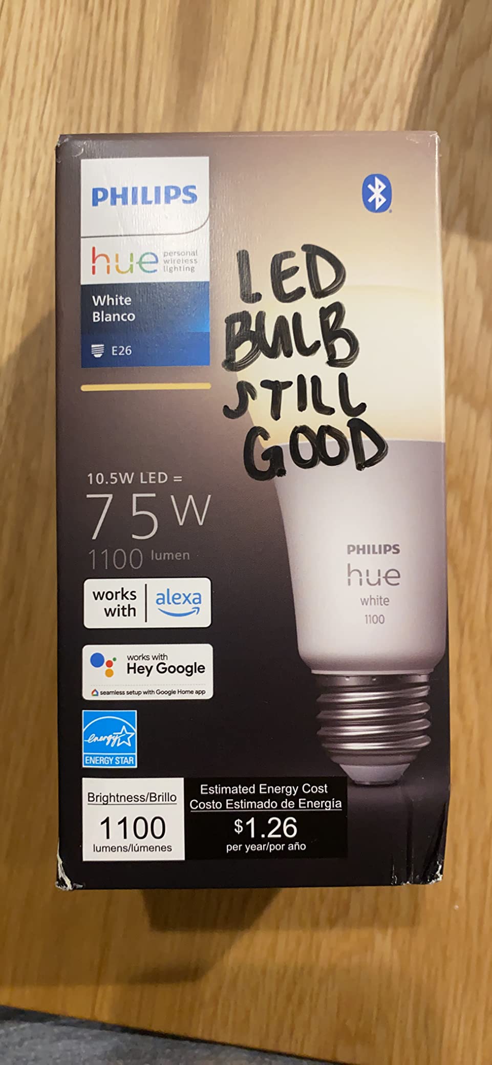 Philips Hue Smart 75W A19 LED Bulb - Soft Warm White Light - 1 Pack - 1100LM - E26 - Indoor - Control with Hue App - Works with Alexa, Google Assistant and Apple Homekit customer photo 2