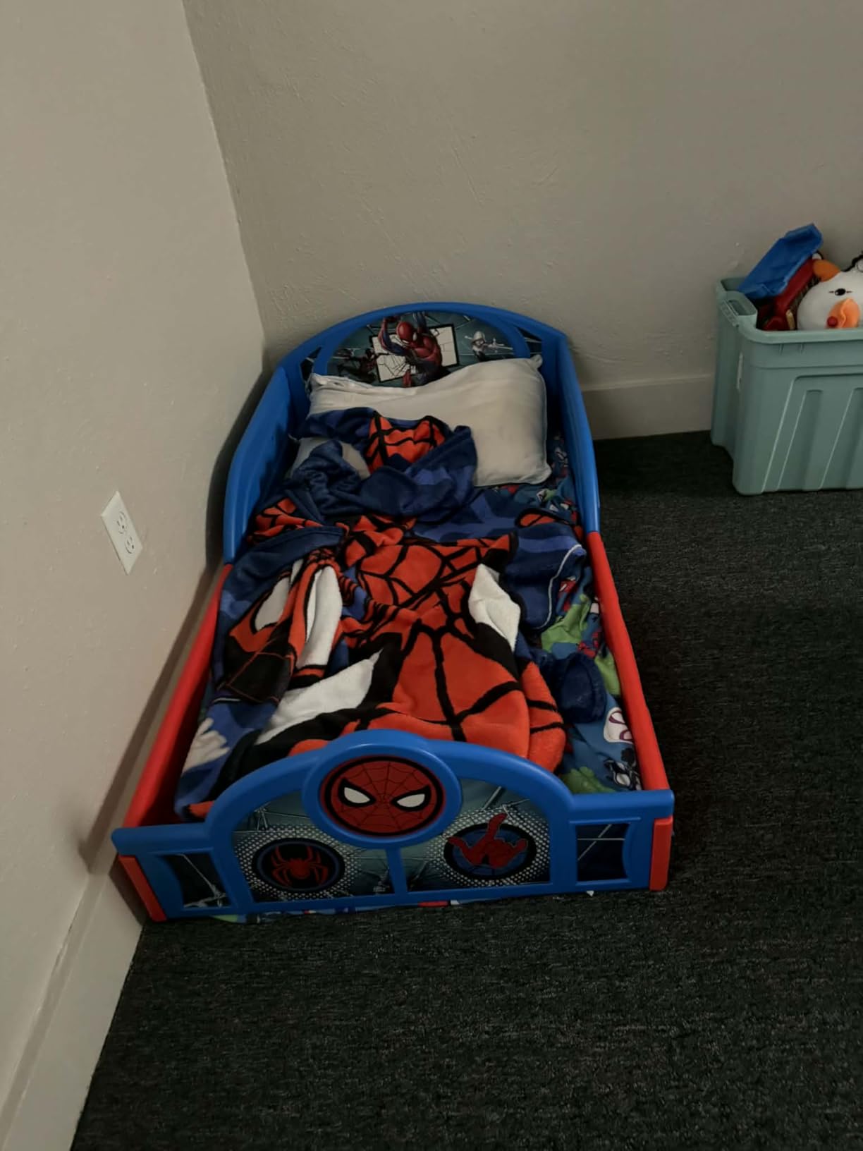 Delta Children Spider-Man Plastic Sleep and Play Toddler Bed customer photo 2