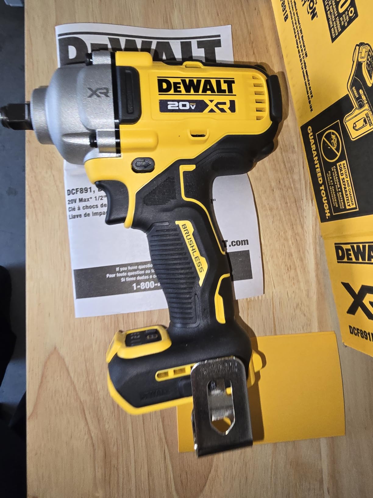 DEWALT 20V MAX Cordless Impact Wrench, 1/2