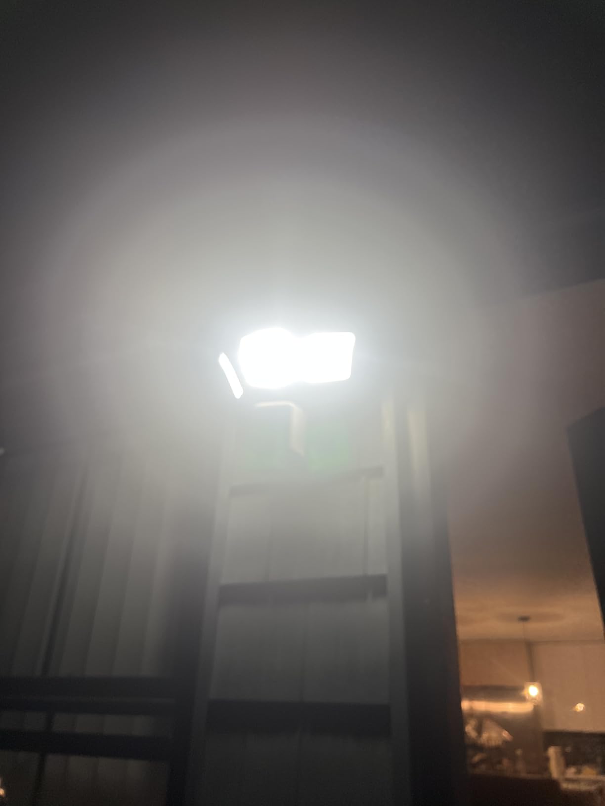 WYZE Floodlight Camera Pro, 2.5K HD Outdoor Security Camera 3000-Lumen LEDs customer photo 2