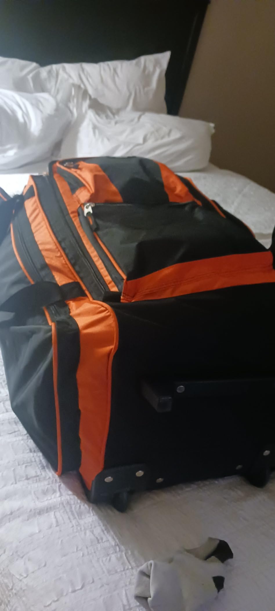 Travelers Club Xpedition 30 Inch Multi-Pocket Upright Rolling Duffel Bag customer photo 1
