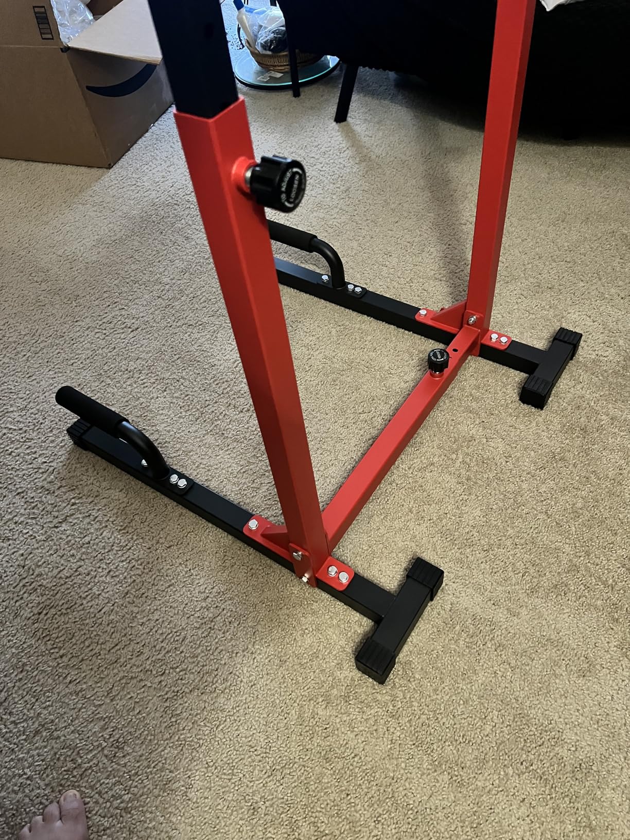 SELEWARE Adjustable Dip Bar Station, Home Gym Dip Stand | T Base with Rubber Feet, Anti Slip Design, Push Up Handles, Adjustable Width & Height, Supports Dips L Sits, 1000lbs Capacity customer photo 1