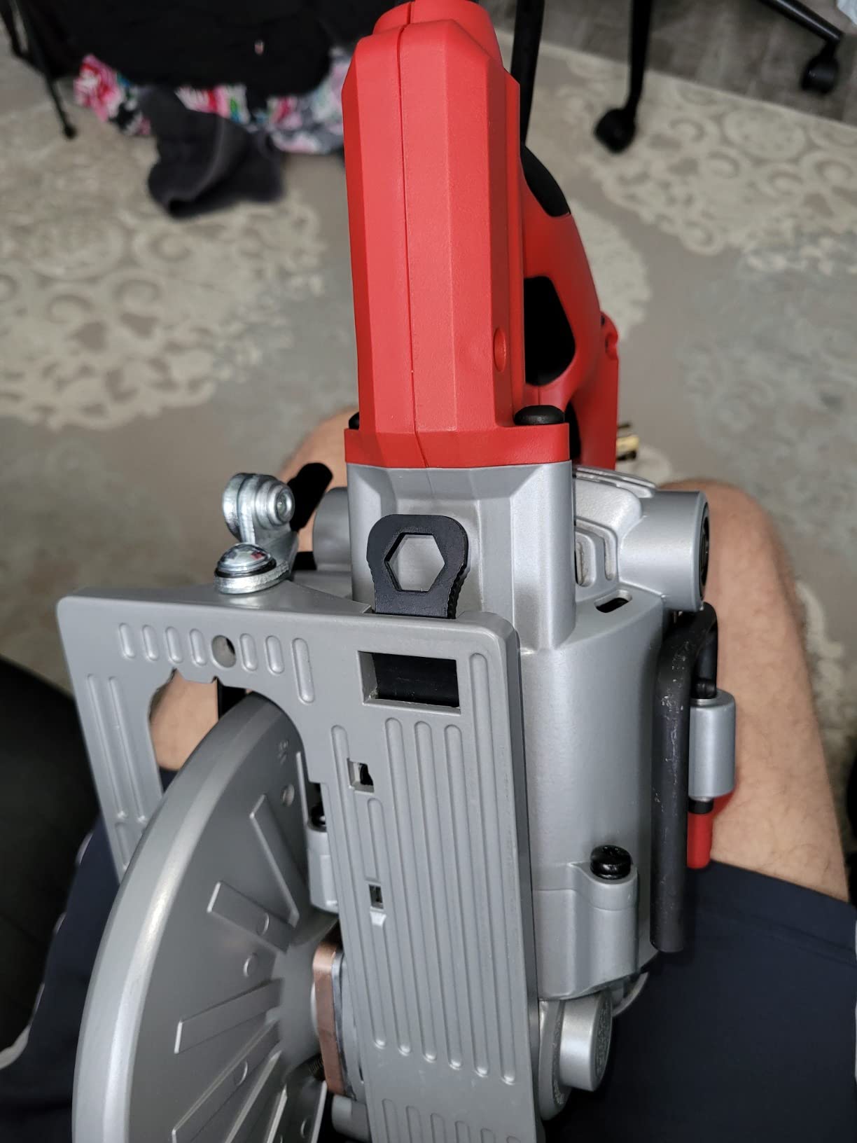 SKIL 7-1/4 In. Lightweight Worm Drive Circular Saw With Twist Lock Plug- SPT77WML-71 customer photo 2
