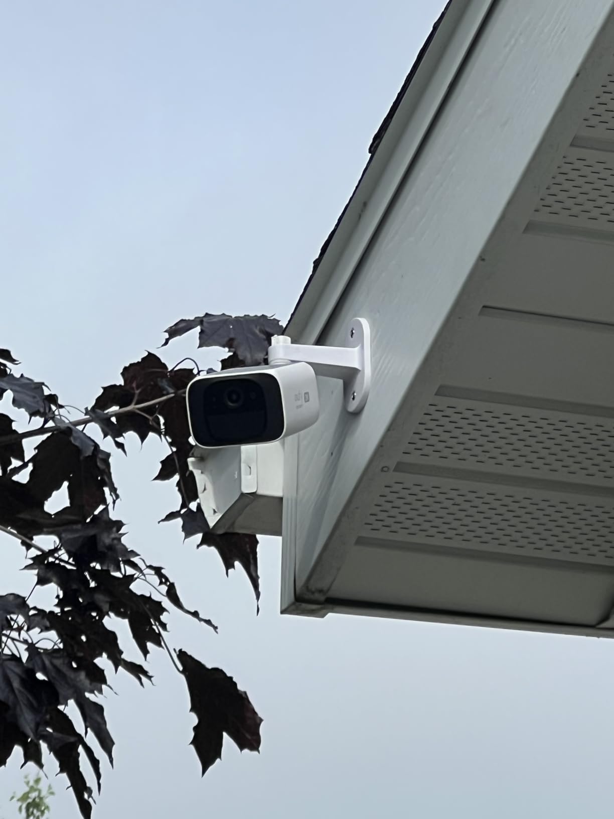 eufy Security SoloCam S220, Solar Security Camera, 2K Resolution, Continuous Power, Built-in 8GB, No Subscription customer photo 1