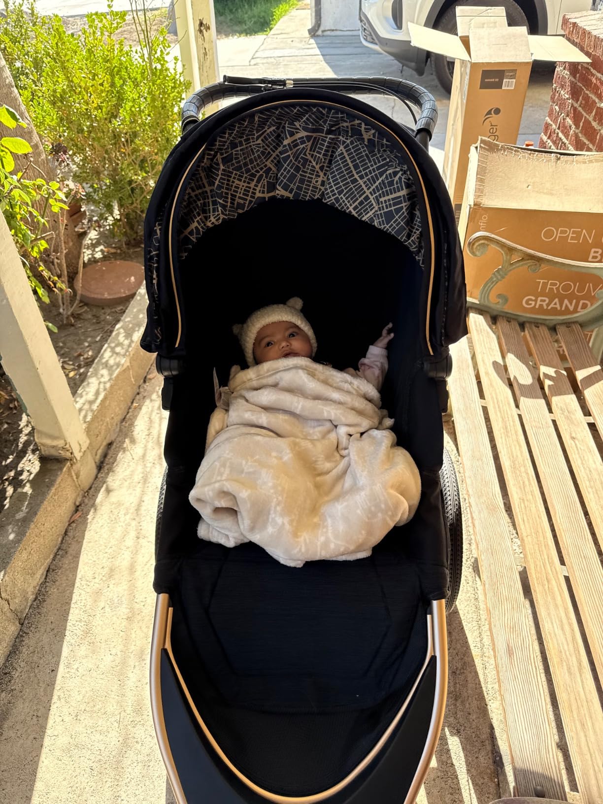 Baby Jogger Summit X3 3-Wheel Jogging Stroller with Hand Brake, One-Hand Compact Fold, All-Wheel Suspension for Running, Jogging, and Everyday Outings, Midnight Black customer photo 1