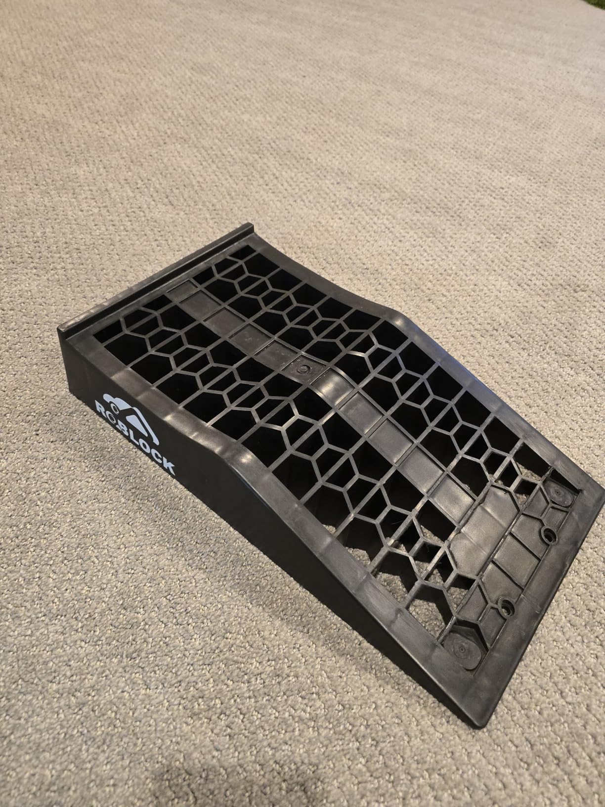 ROBLOCK Heavy Duty Low Profile Car Ramps for Oil Changes, Portable Car Ramps for Low Cars High Lift and Jack Support, Vehicle Ramps for Garage, 35.63''x12''x8.07'', G.V.W 13000 LBS, 2 PCS customer photo 2