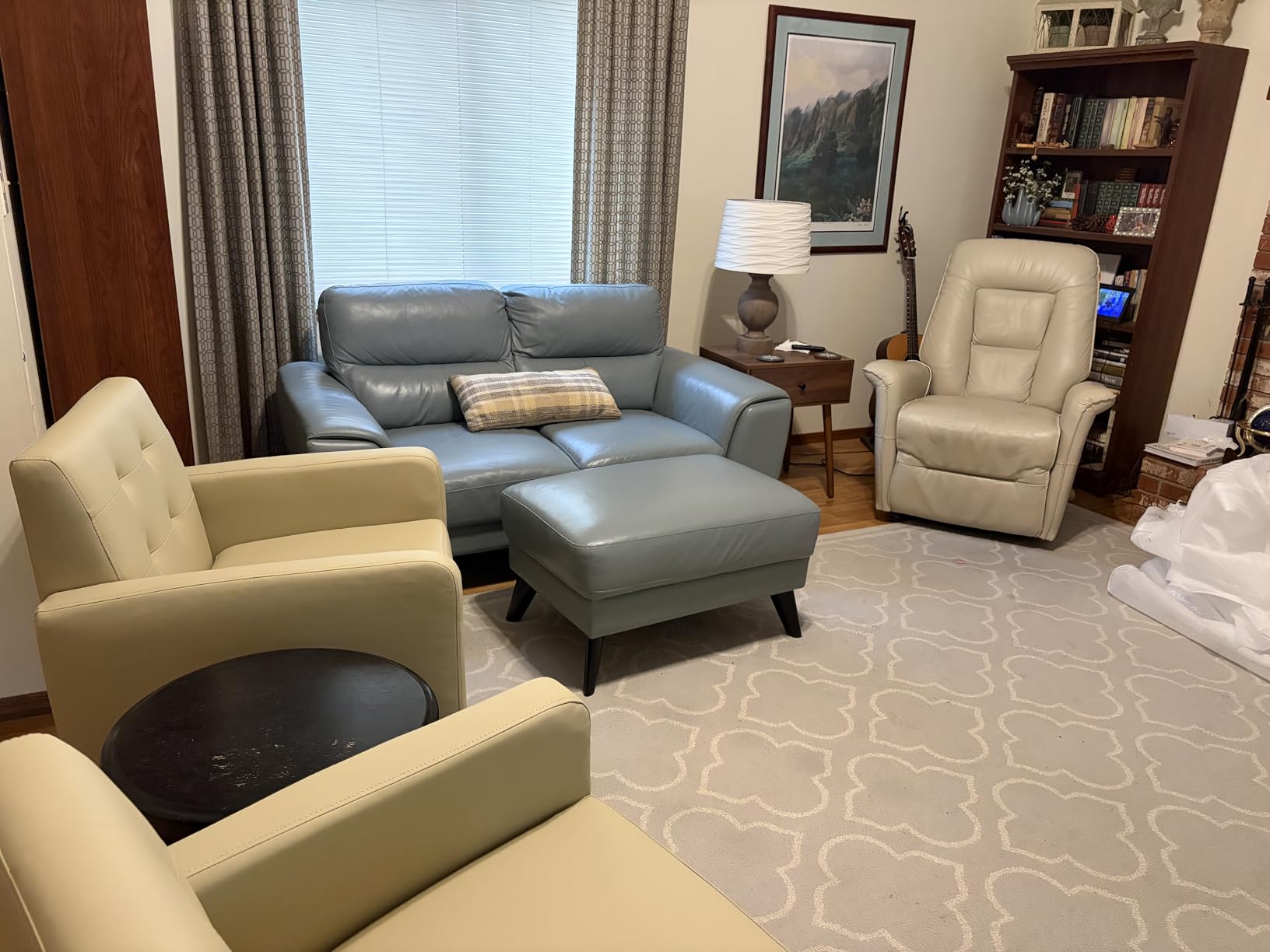 Yaheetech Mid Century Accent Chair Living Room Chair Retro Brown customer photo 2