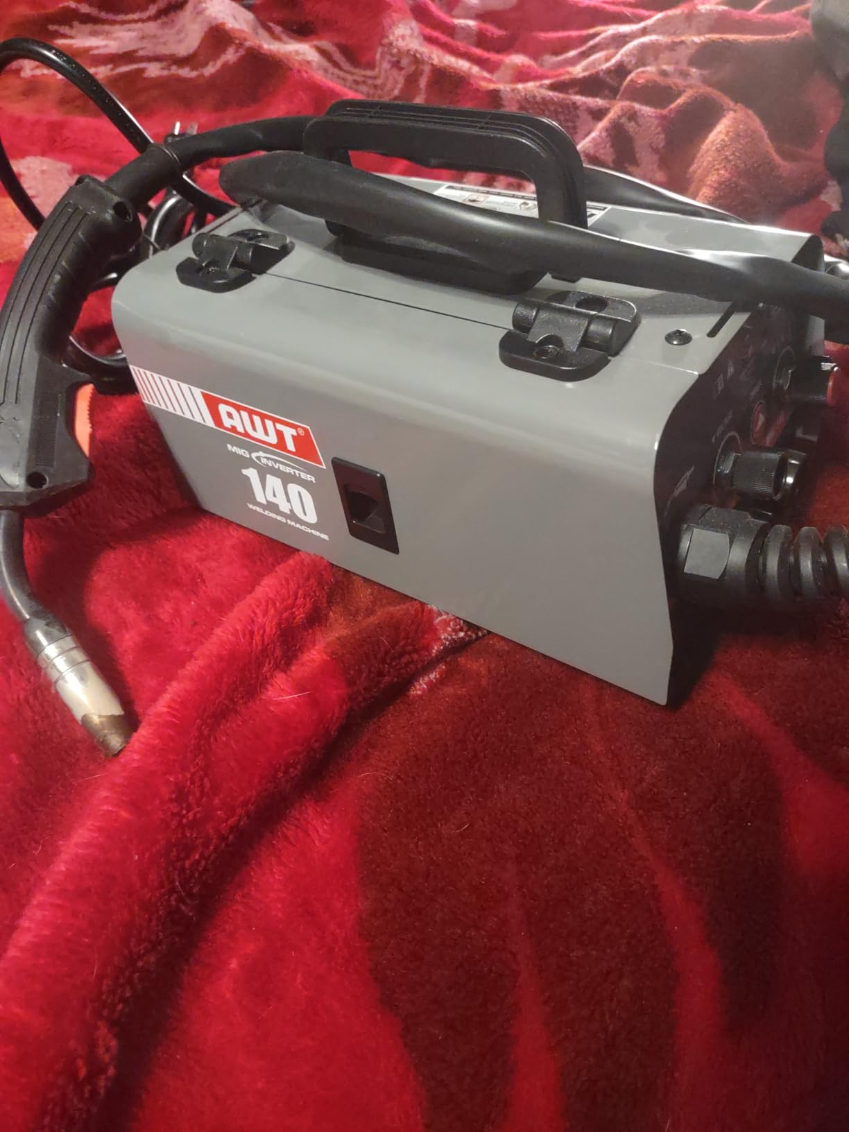 AWT MIG Welder 140A, 2 in 1 Welding Machine,Welder Machine 110V | Flux Core MIG Welder/Stick 2 in 1 Welding Machine, 110V With Synergy IGBT Inverter, Portable Gasless Welder Equipment customer photo 2
