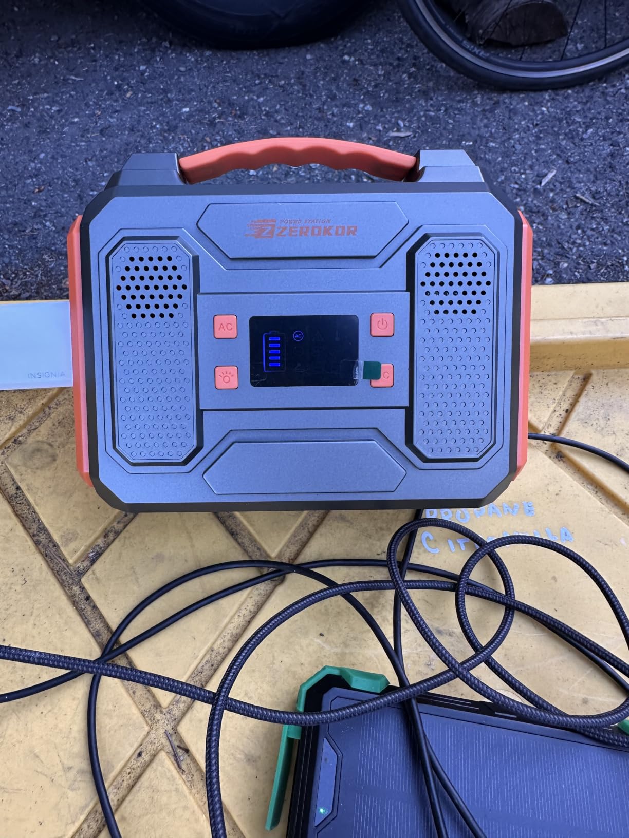 Portable Solar Generator 300W Portable Power Station with 60W Solar Panel | 110V Pure Sine Wave 280Wh Battery Solar Power Pack with USB QC3.0 DC AC Outlet for Camping Smart Device RV Van Outdoor customer photo 1