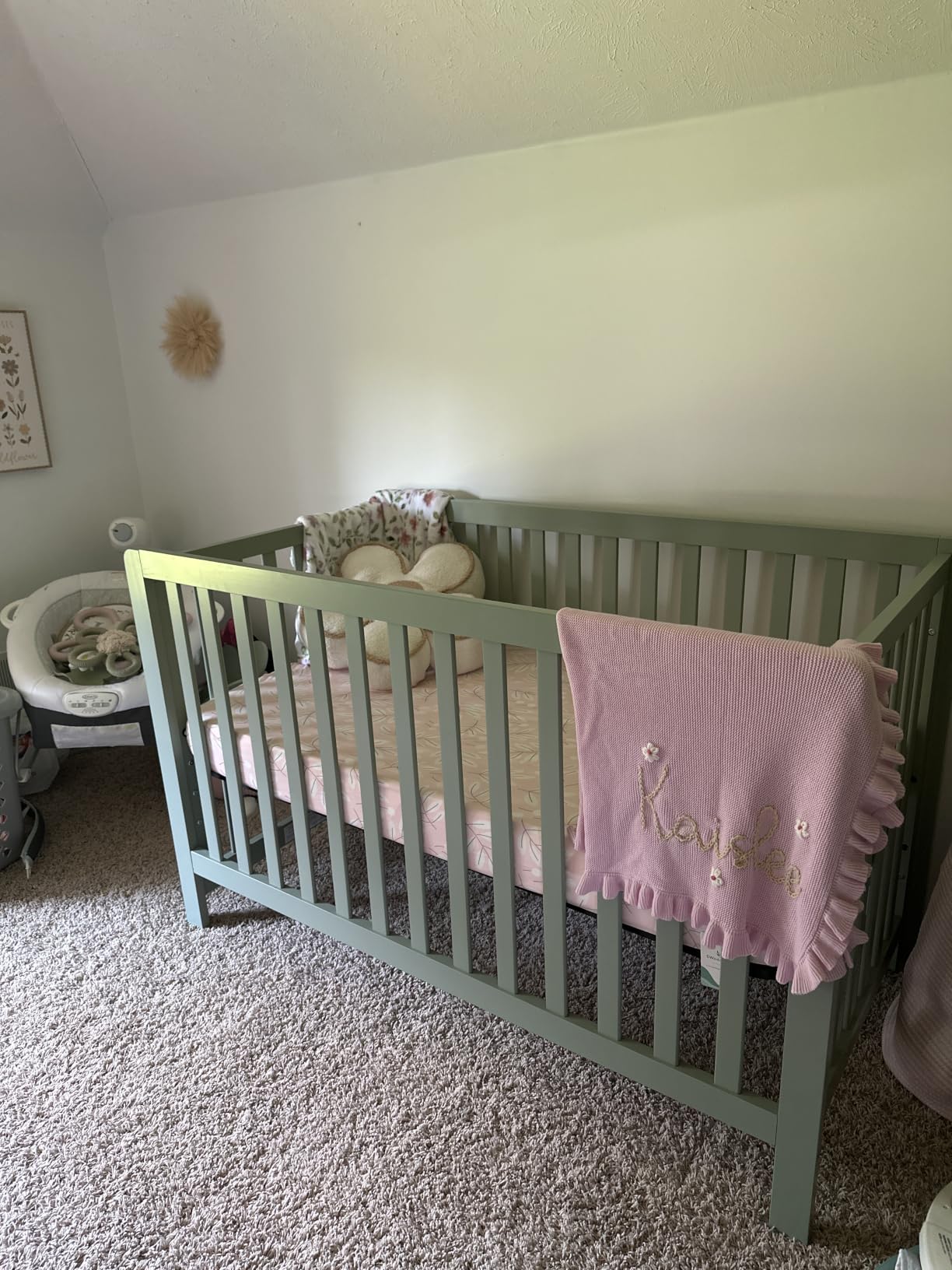 Davinci Colby Low-Profile 4-in-1 Convertible Baby Crib, Walnut | GREENGUARD Gold Certified, Converts to Toddler Bed, Daybed & Full-Size Bed, 4 Adjustable Mattress Heights - Easy to Assemble customer photo 2