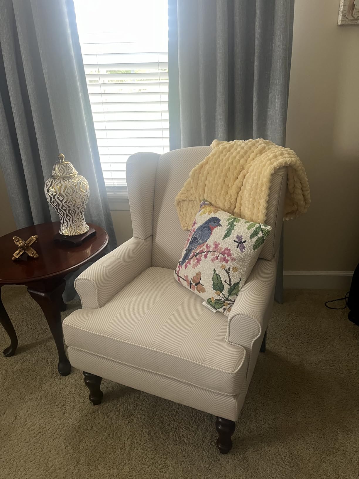 HUIMO Printed Wingback Accent Chair, Linen Upholstered High Back Armchair, Comfy Reading Chair for Living Room Bedroom Study, 300lbs Weight Capacity (1, Tan with Lines) customer photo 2