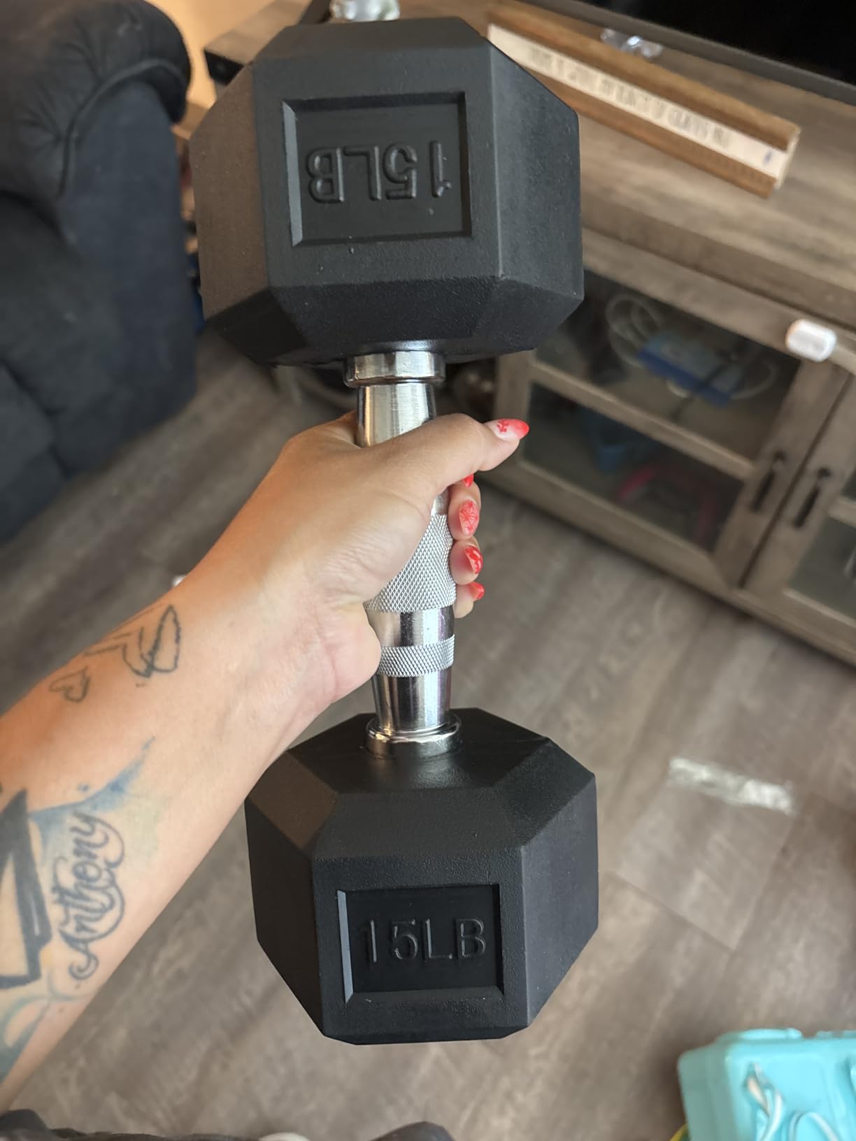 Signature Fitness Rubber Coated Hex Dumbbells Hand Weights for Exercises and Fitness Home Gym, 5-50 lbs, Pairs customer photo 1