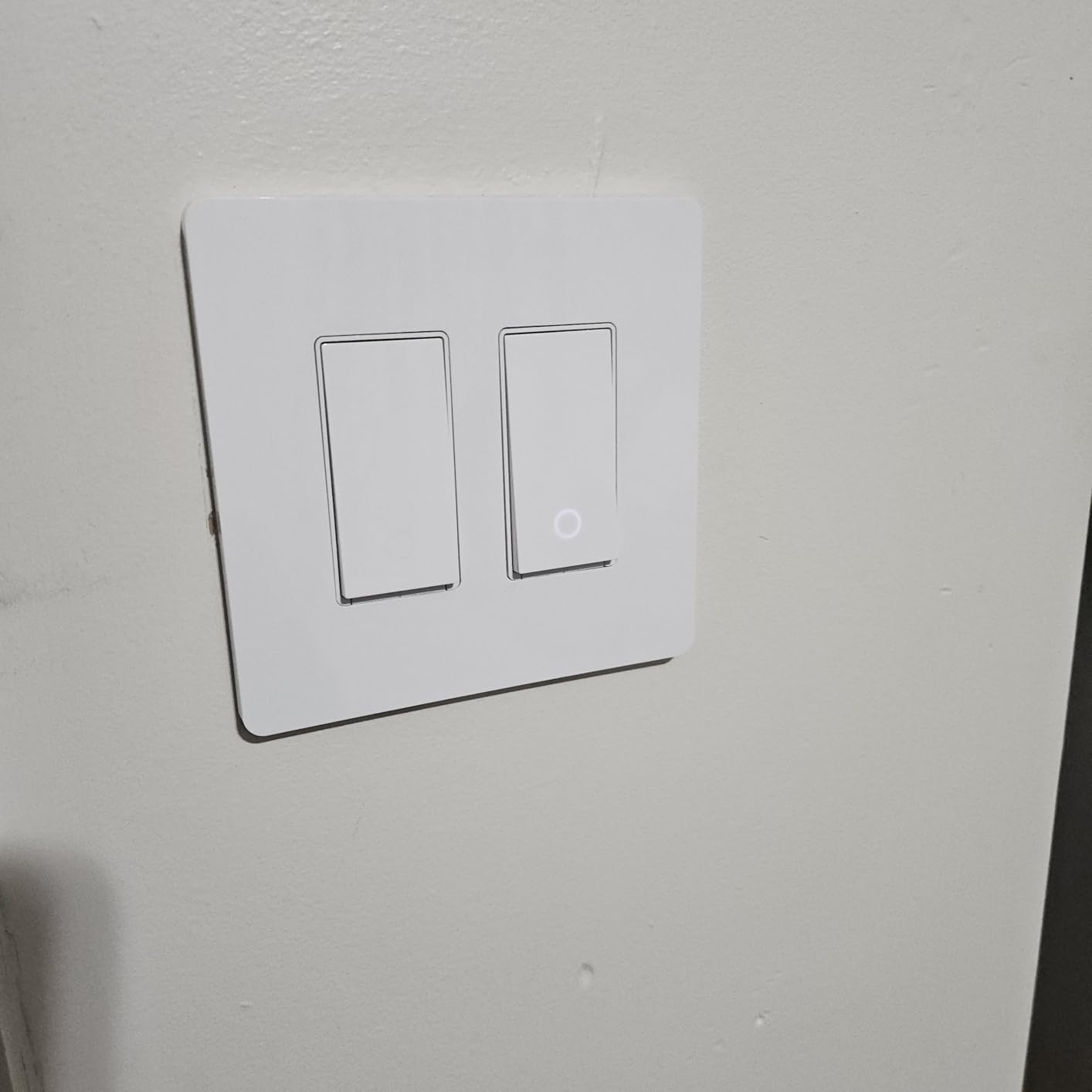 Kasa Smart Switch 2-Gang HS200-2, Single Pole, Neutral Wire Required, 2.4GHz Wi-Fi Light Switch Compatible with Alexa and Google Home, UL Certified, No Hub Required, White customer photo 1