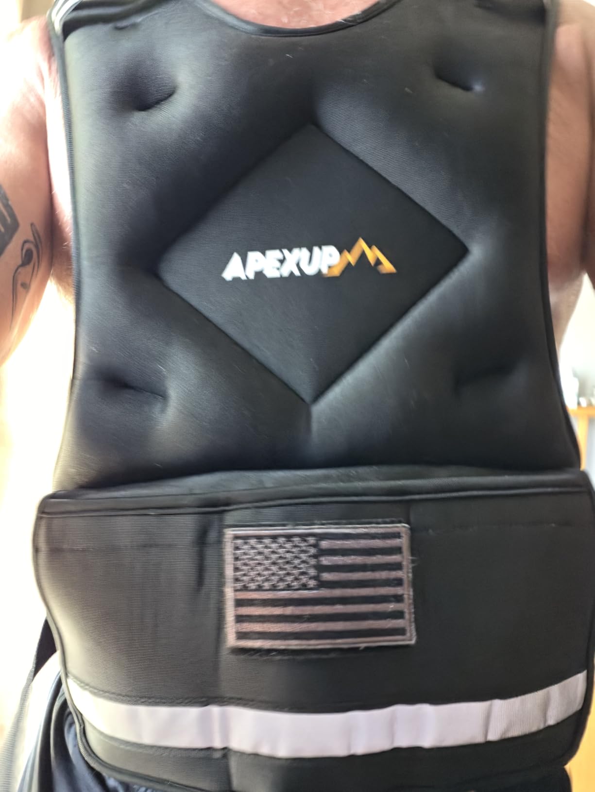 Adjustable Weighted Vest, 4-10lb/12-18lb/20-32lb Vest with 6 Ironsand Weights and Large Pocket, Weight Vest for Men Women Strength Training, Running, Walking customer photo 1