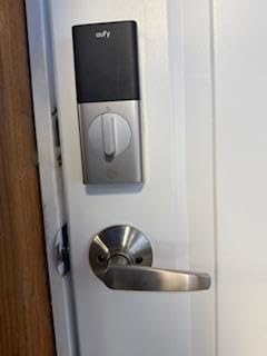 eufy Security Smart Lock C30, Keyless Entry Door Lock, Built-in Wi-Fi | Easy Installation, App Remote Control, Reliable Power, Keypad Deadbolt for Front Door, BHMA Grade 3, Black customer photo 2