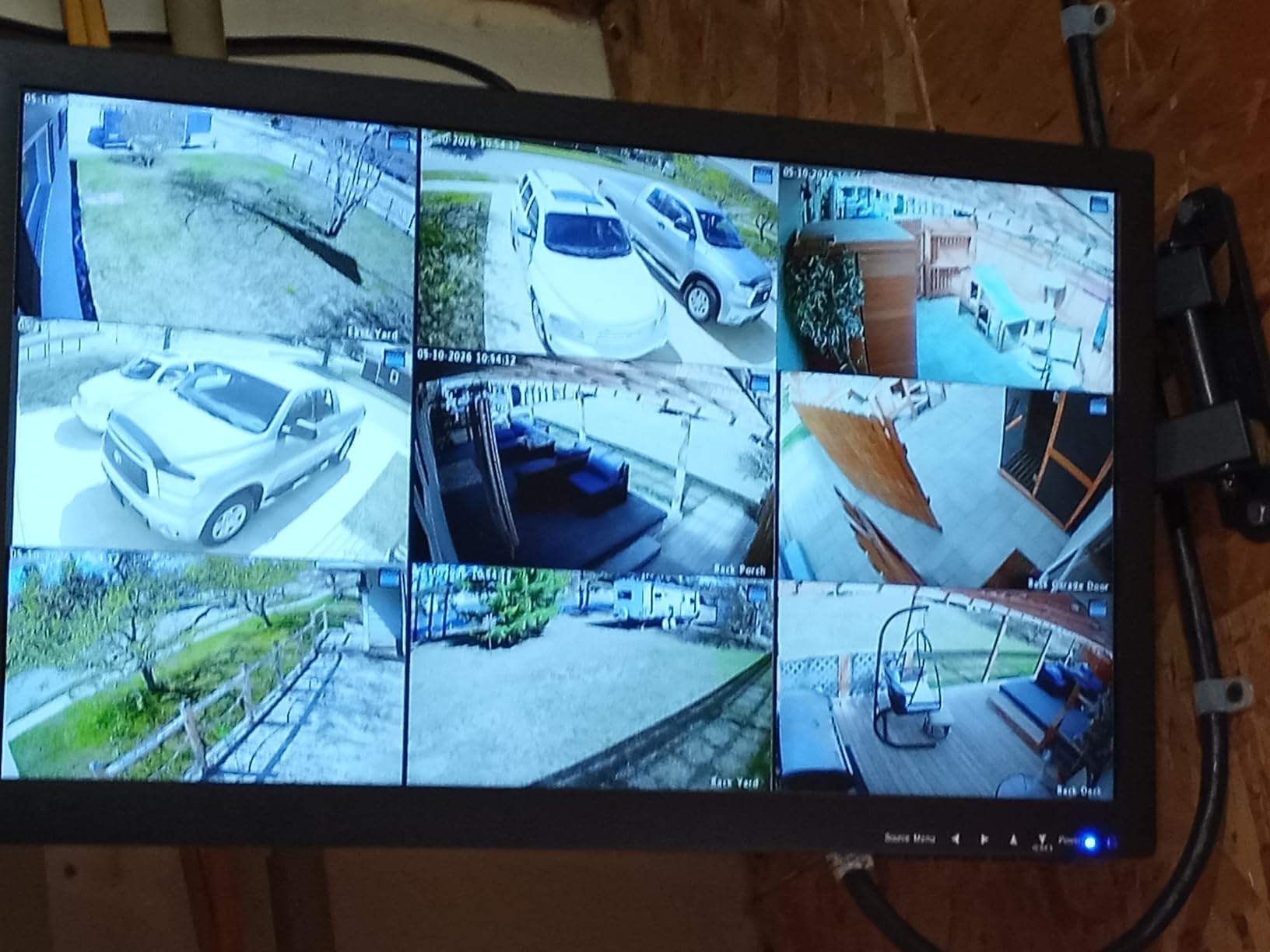 Hiseeu 4K Wired Security Camera System with Smart Color Night Vision | Audio,3TB Hard Drive,AI Human/Vehicle Detection,8PCS 8MP IP67 Weatherproof Home CCTV Cameras,Surveillance DVR Kit customer photo 2