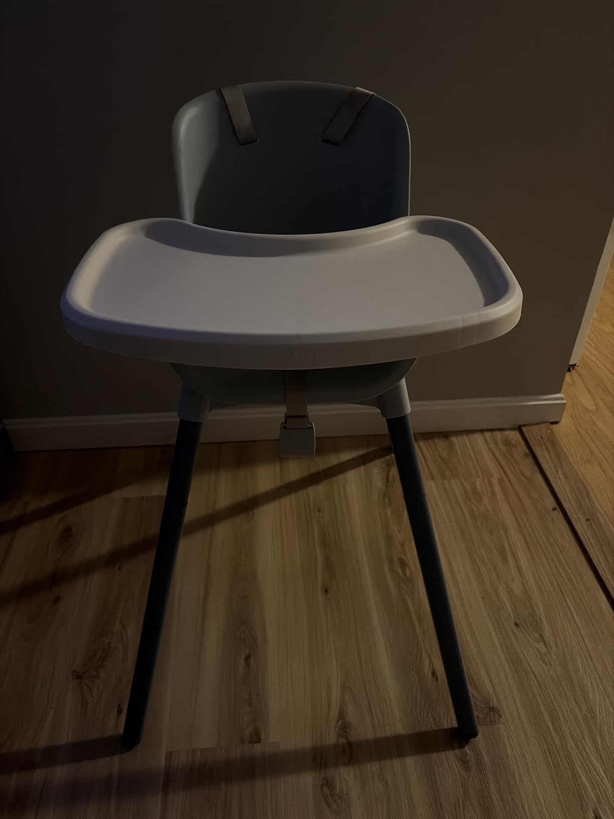 Chicco Zest 4-in-1 Folding High Chair, Feeding Chair, Toddler Chair and Youth Stool, Multi-Use Easy Clean High Chair, Seasalt/Grey customer photo 1