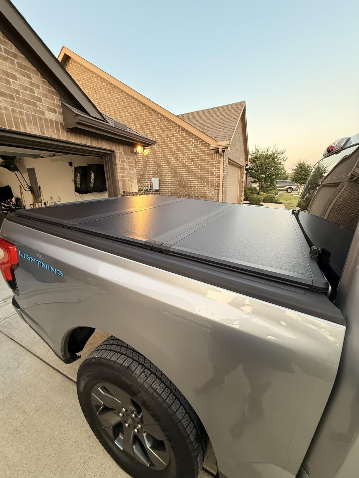 FRP Hard Tri-fold Tonneau Cover Fold Truck Bed Covers Compatible with 2015-2026 Ford F150 | F150 Lightning 5' 5