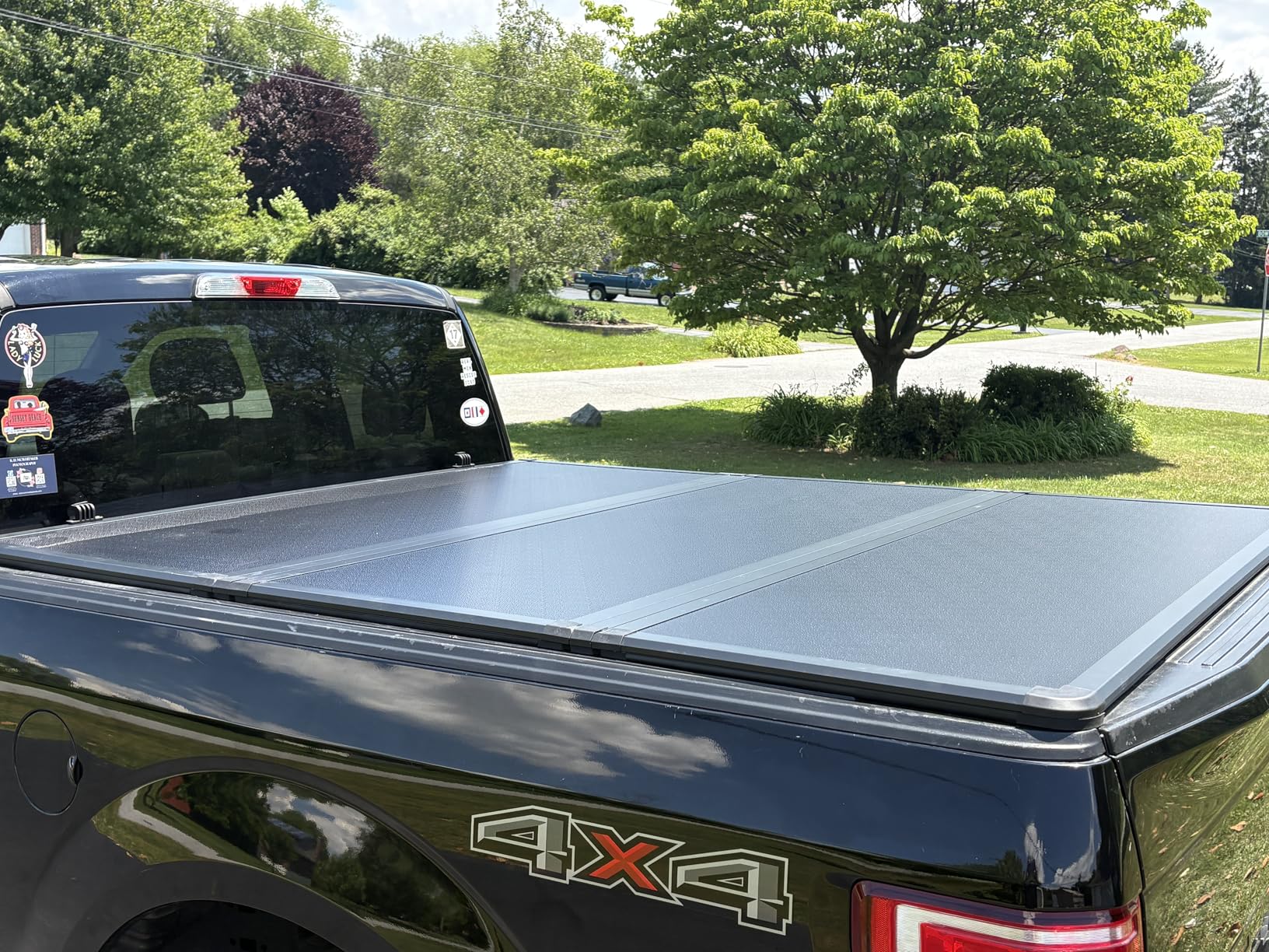 FRP Hard Tri-fold Tonneau Cover Fold Truck Bed Covers Compatible with 2015-2026 Ford F150 | F150 Lightning 5' 5