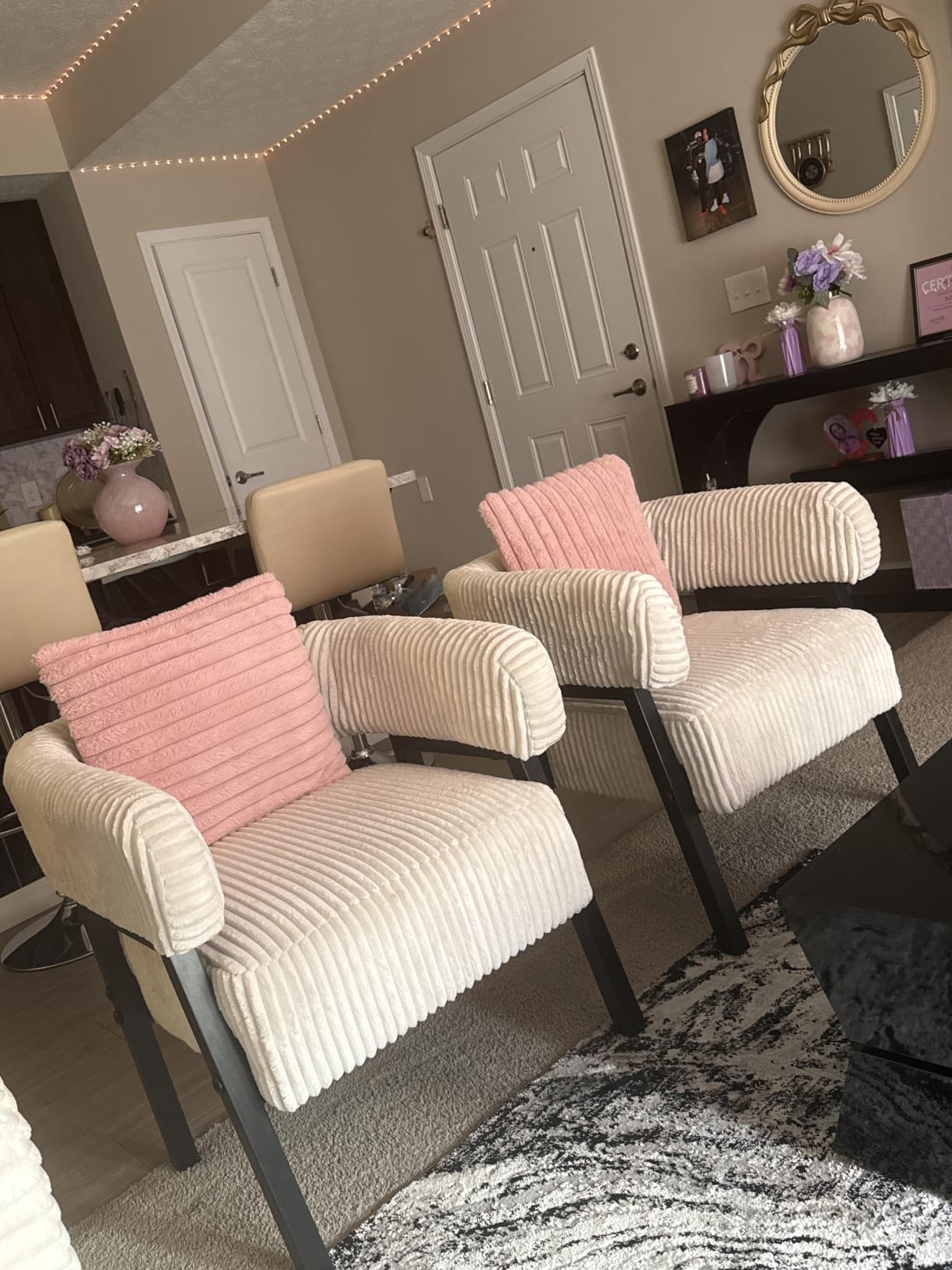 Yaheetech Accent Living Room Chair with Pocket Coiled Seat Set of 1 customer photo 2