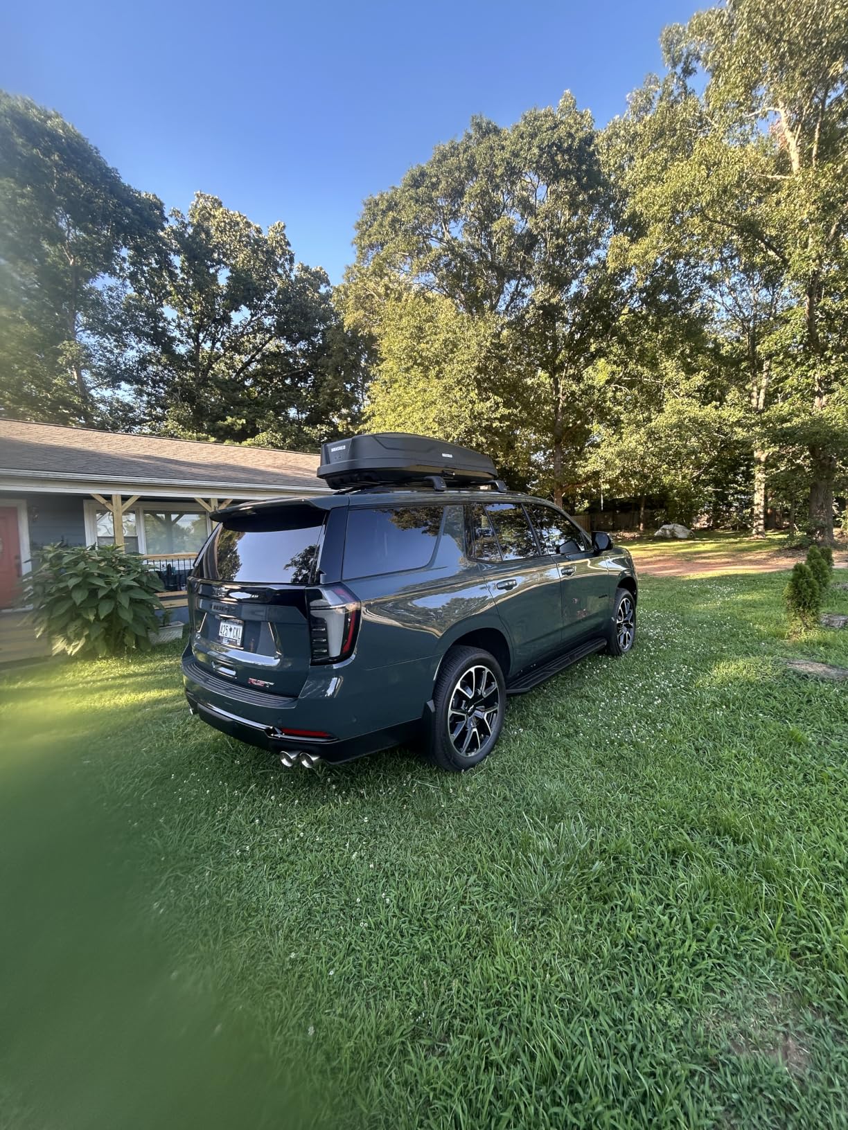 Yakima Car Roof Cargo Carrier, SkyBox NX XXL Rooftop Hard Shell Box with SKS Lock, Black - Heavy-Duty Vehicle Storage Accessories for Travel and Camping customer photo 2