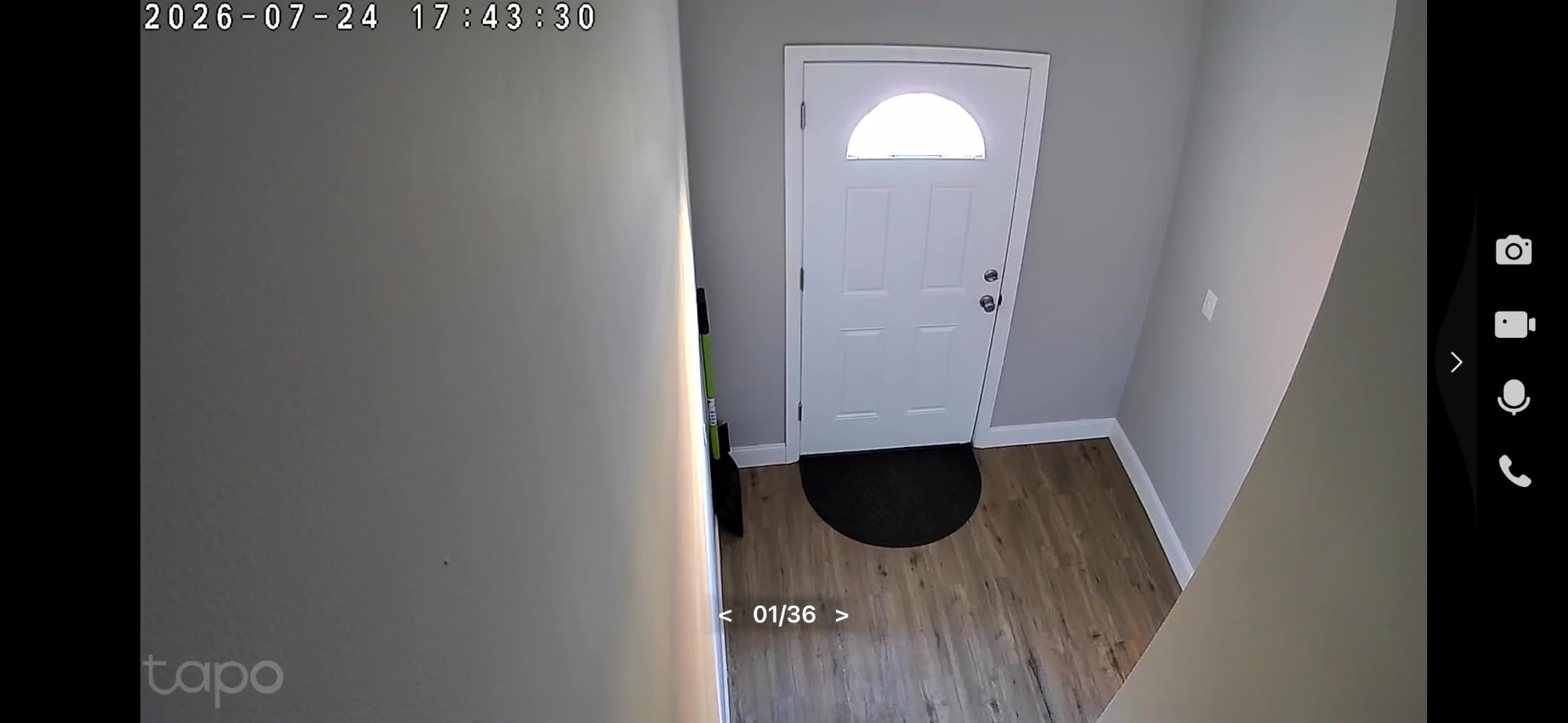 Tapo 1080p Outdoor Wireless Security Camera - Up to 180-Day Battery, Person Detection, Color Night Vision customer photo 1