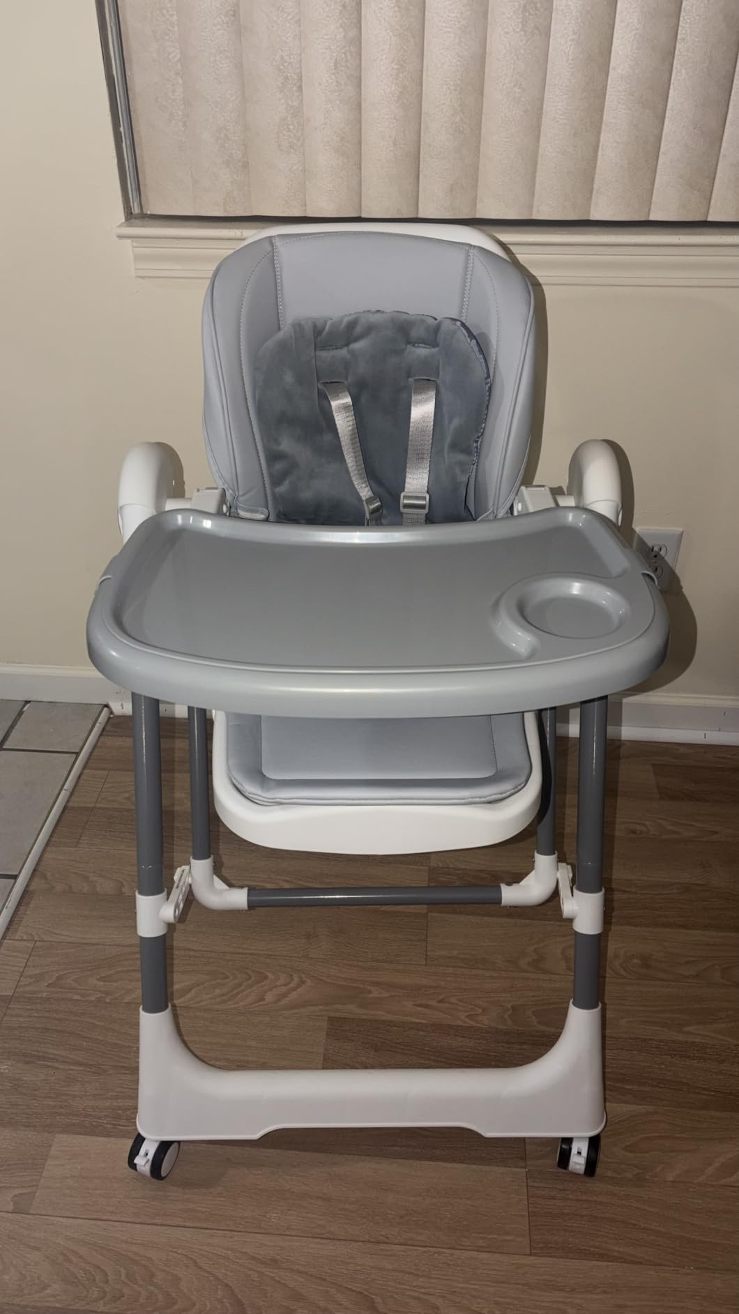Foldable High Chairs for Babies and Toddlers Convert to Baby Rocker customer photo 1
