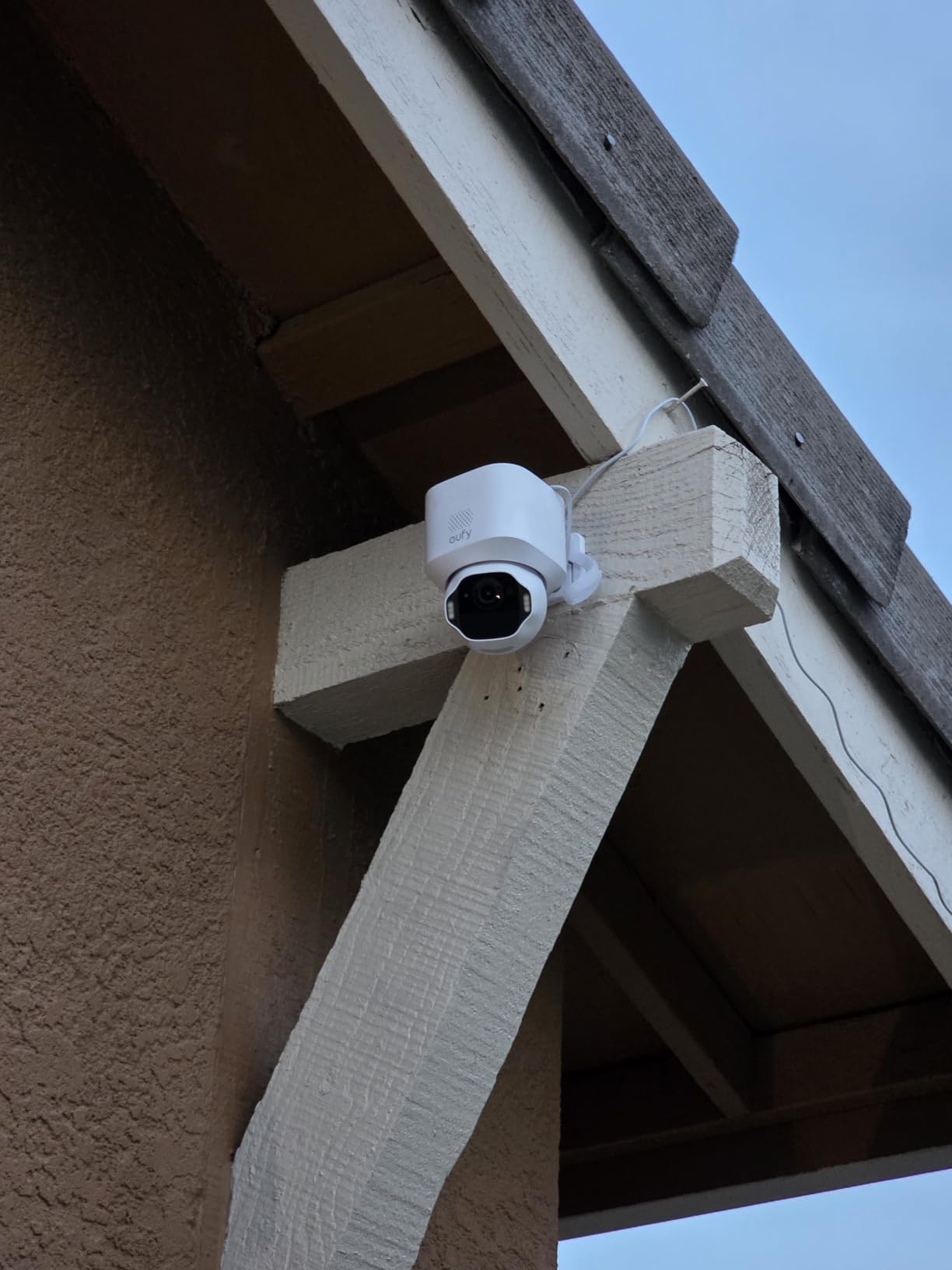 eufy Security SoloCam E42, 4-Cam Kit, 4K Solar Security Camera | AI Facial Recognition & Motion Tracking, Strobe Light, Pan & Tilt, Solar Powered, Built-in Local Storage (Up to 16TB) customer photo 2