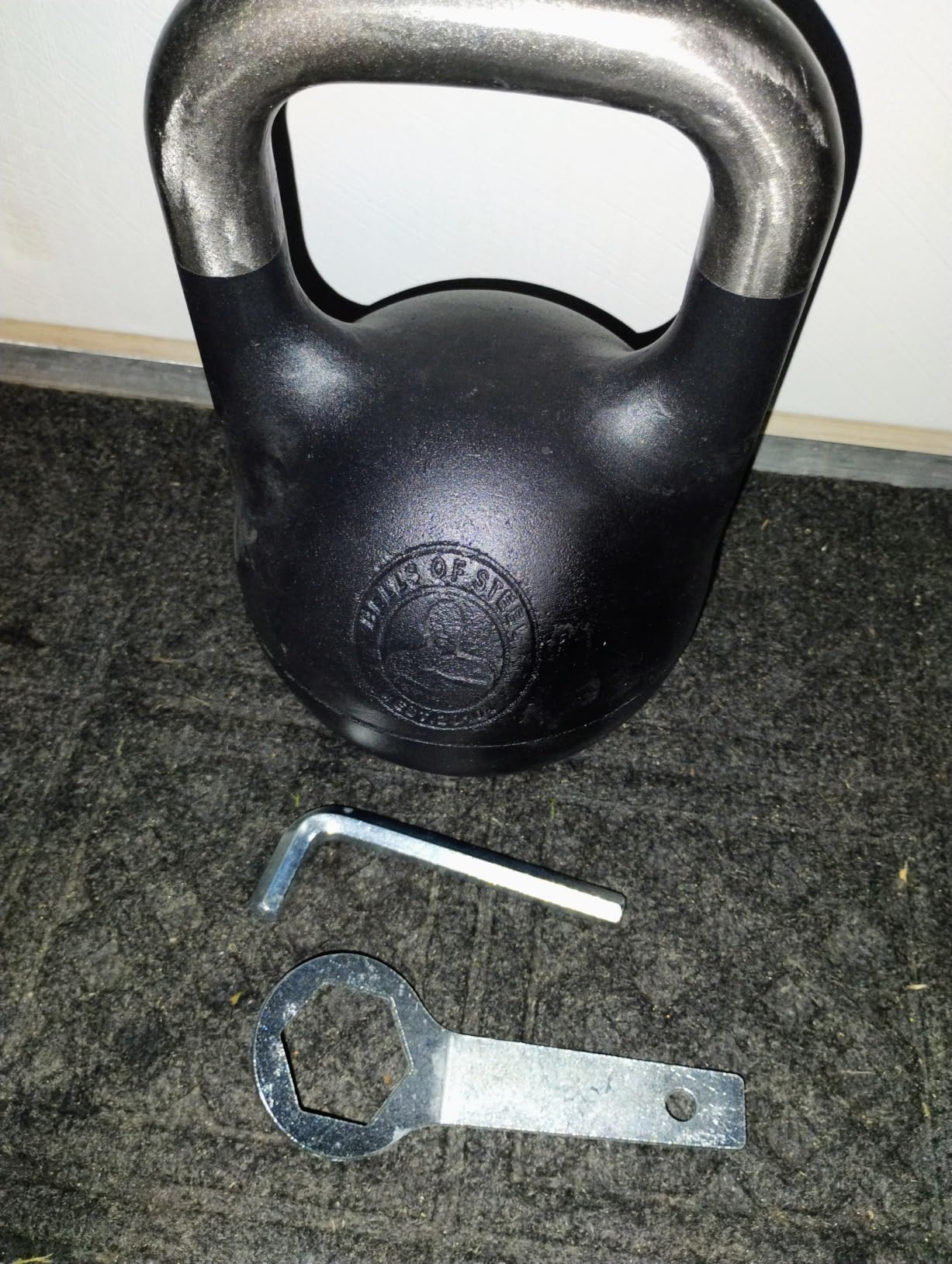 Adjustable Kettlebell 6-12kg [Bells of Steel] Steel Shell, Competition Standard 35mm Handle customer photo 2