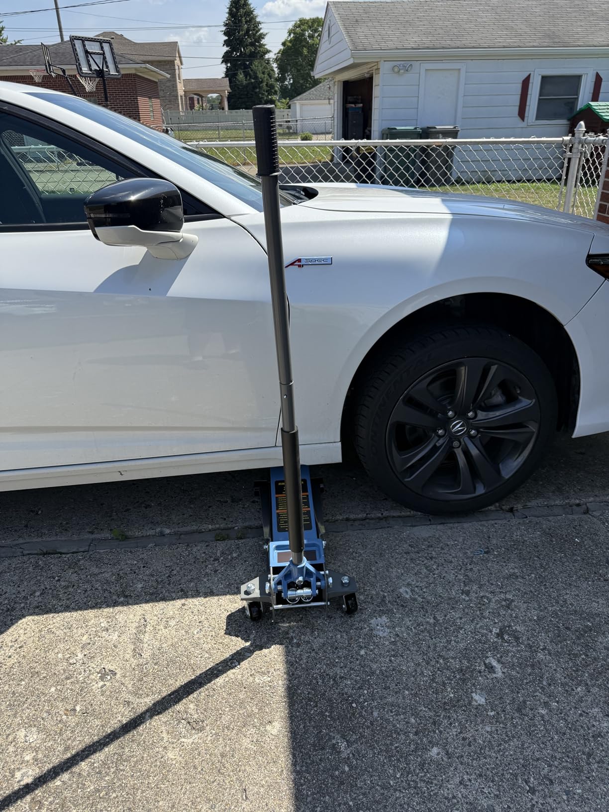 3 Ton Low Profile Floor Jack, 3.34