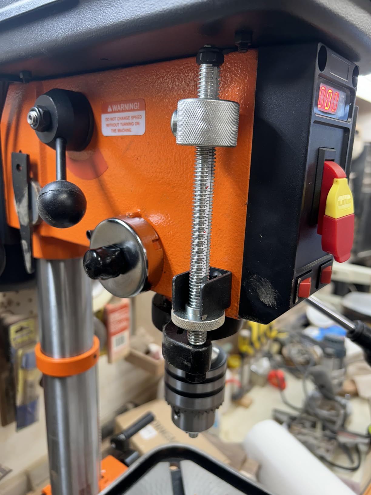 VEVOR 10-Inch Benchtop Drill Press, 5 Amp, 0.8 HP 600W Bench Drill Press, 530-3140 RPM Variable Speed, 0-45 Degree Tilting Worktable, with Laser and LED Work Light, for Wood Metal customer photo 1