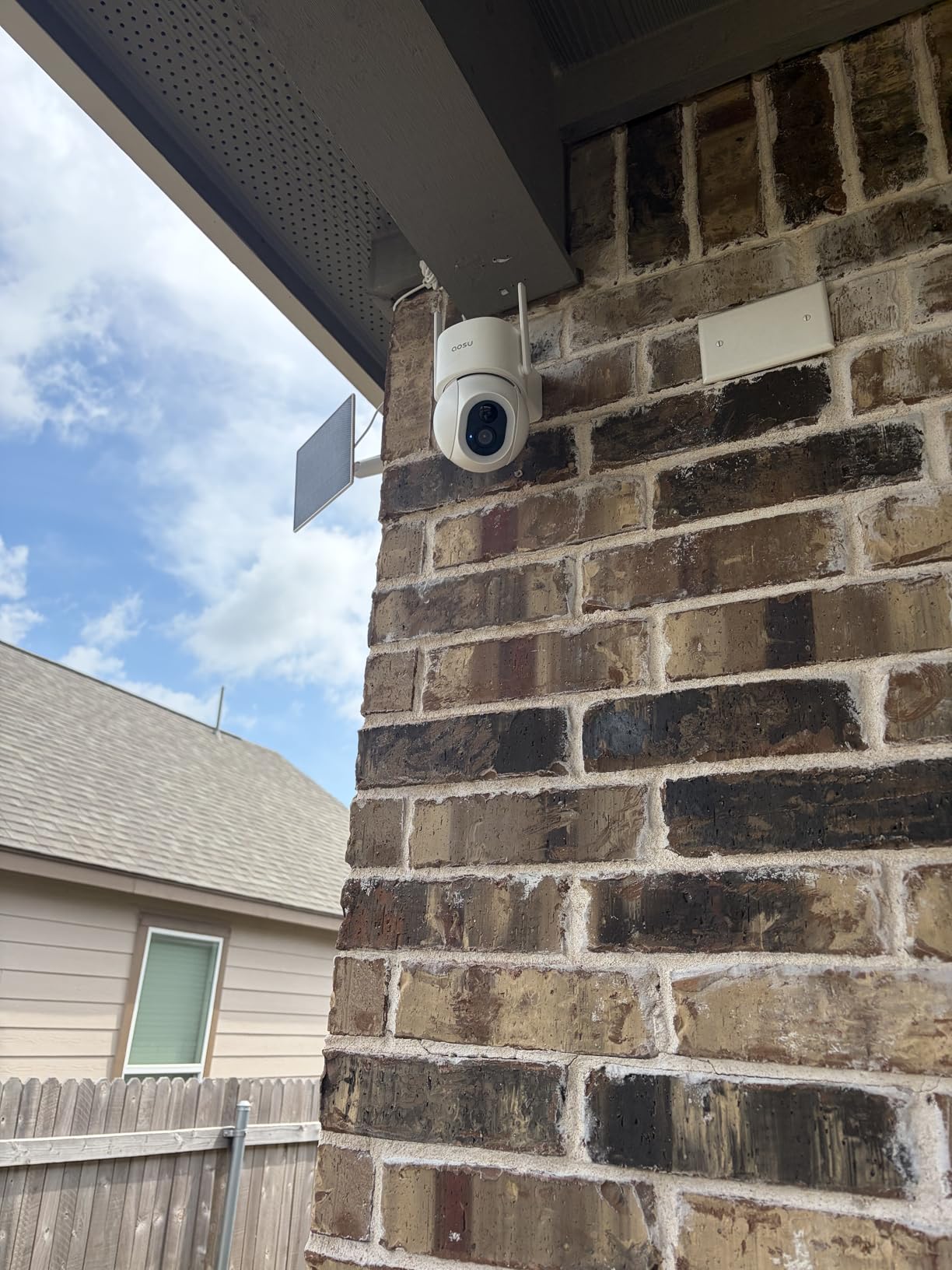 aosu SolarCam D1 Max 4-Cam Kit, 4K Solar Security Cameras Wireless Outdoor, 360° PTZ Auto Tracking & Vehicle Detection, Color Night Vision, No Subscription Required, 1TB Expandable Storage customer photo 1